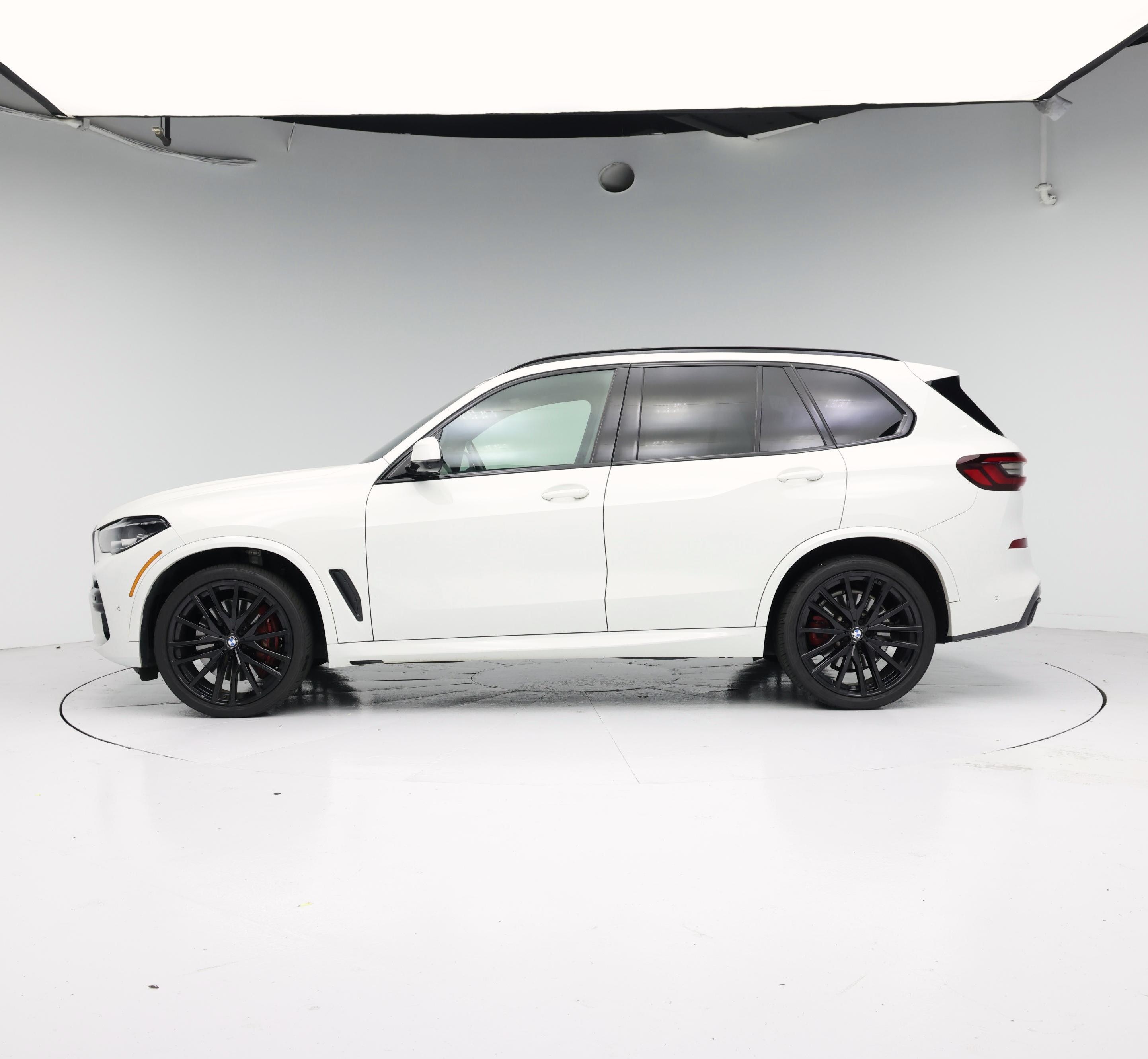 Thumbnail: 2022 BMW X5 - 3