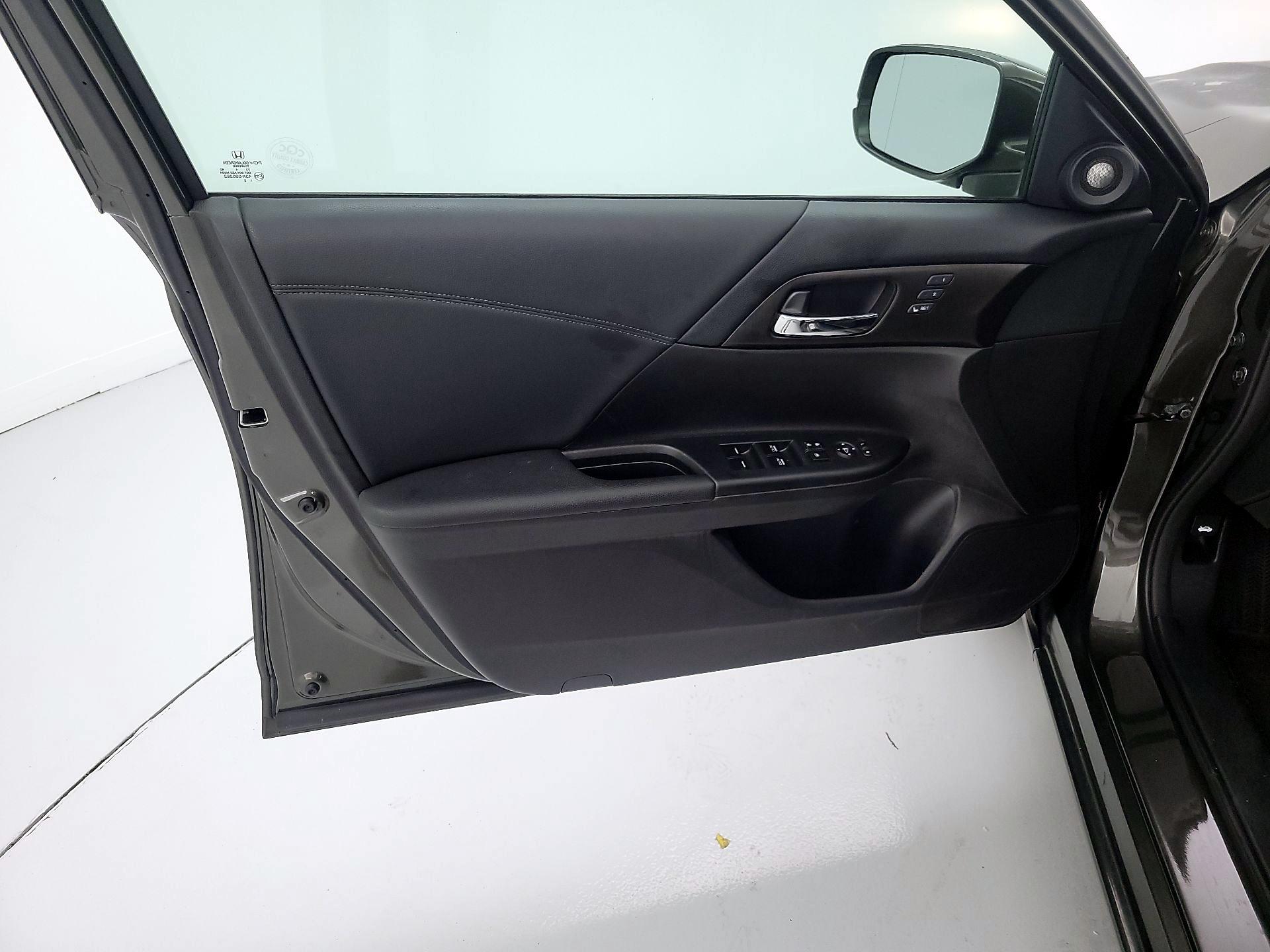 Thumbnail: 2014 Honda Accord - 12