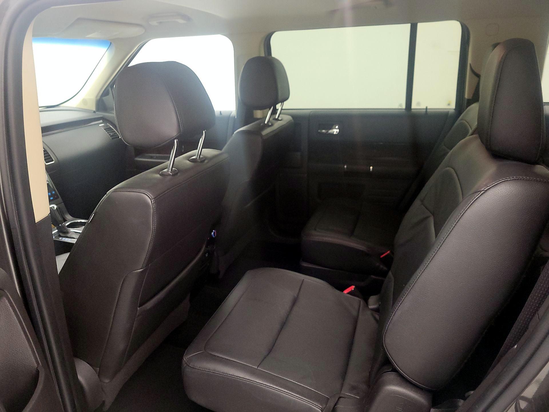 Thumbnail: 2016 Ford Flex - 20