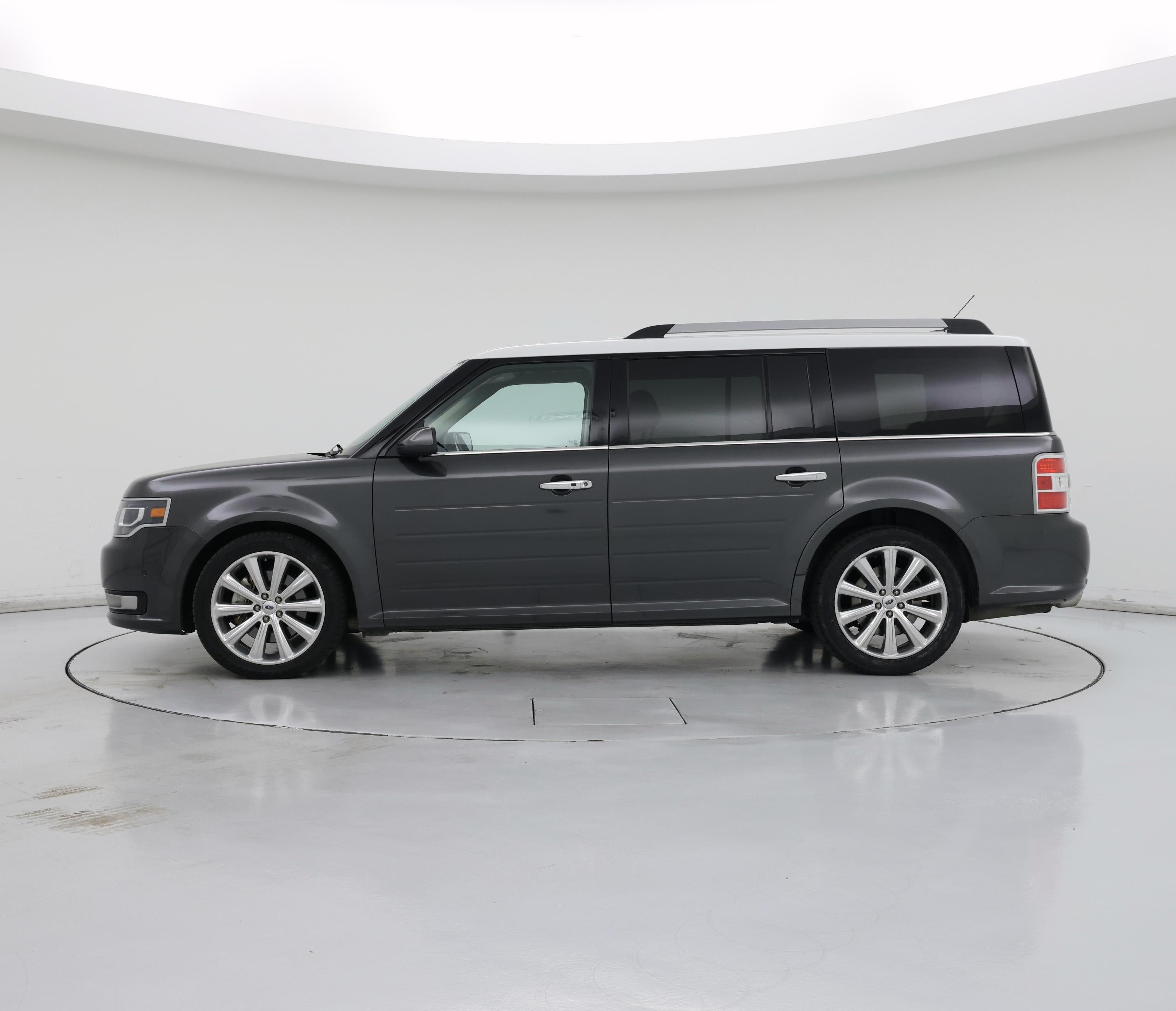 Thumbnail: 2016 Ford Flex - 3