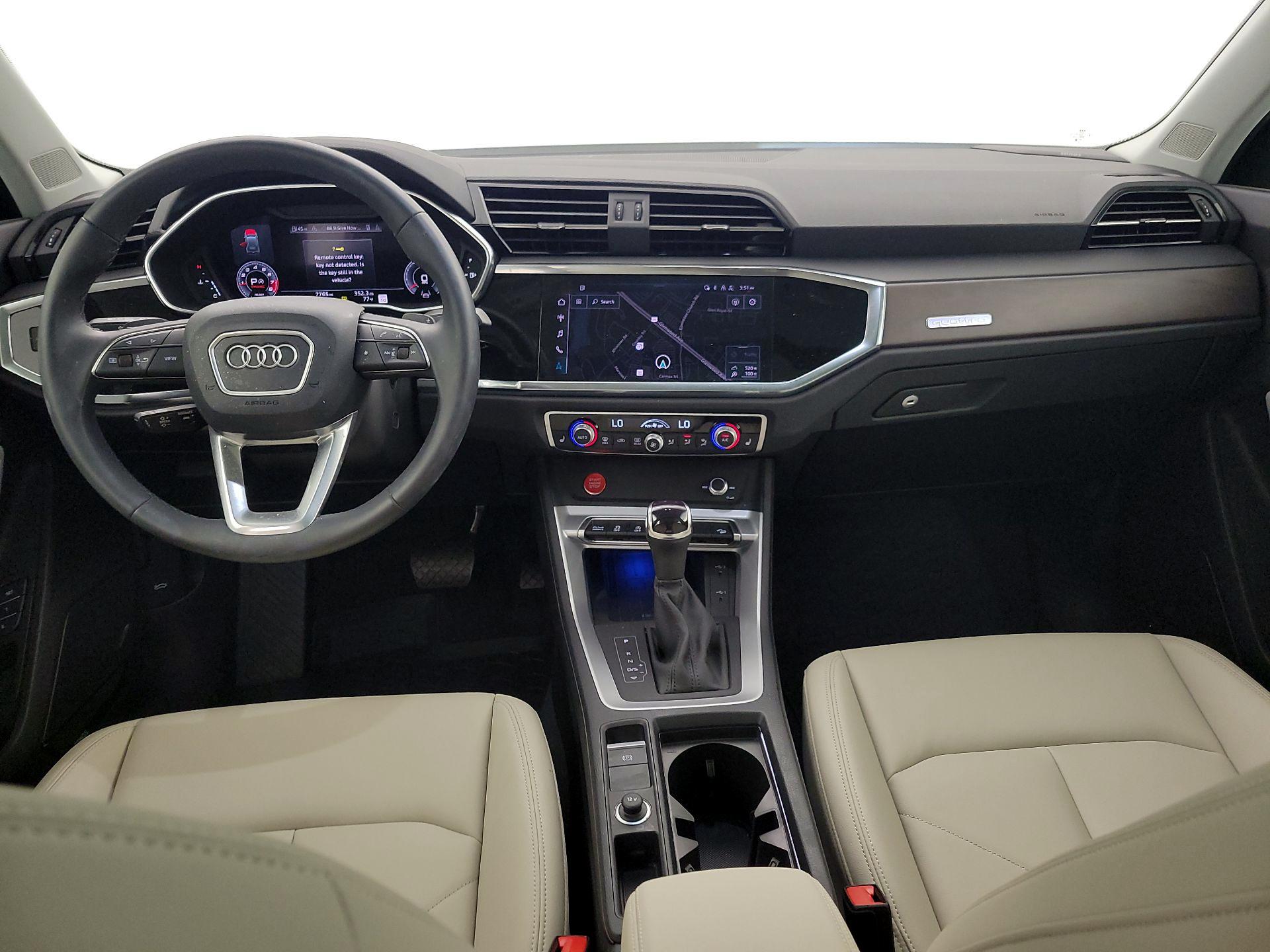 Thumbnail: 2025 Audi Q3 - 9