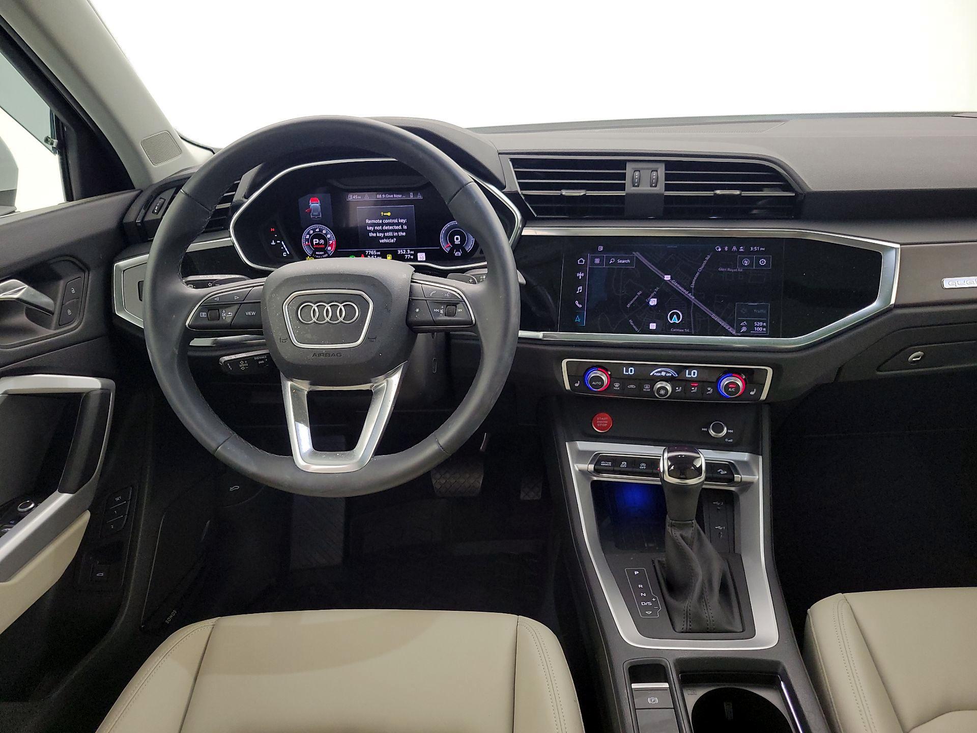 Thumbnail: 2025 Audi Q3 - 10