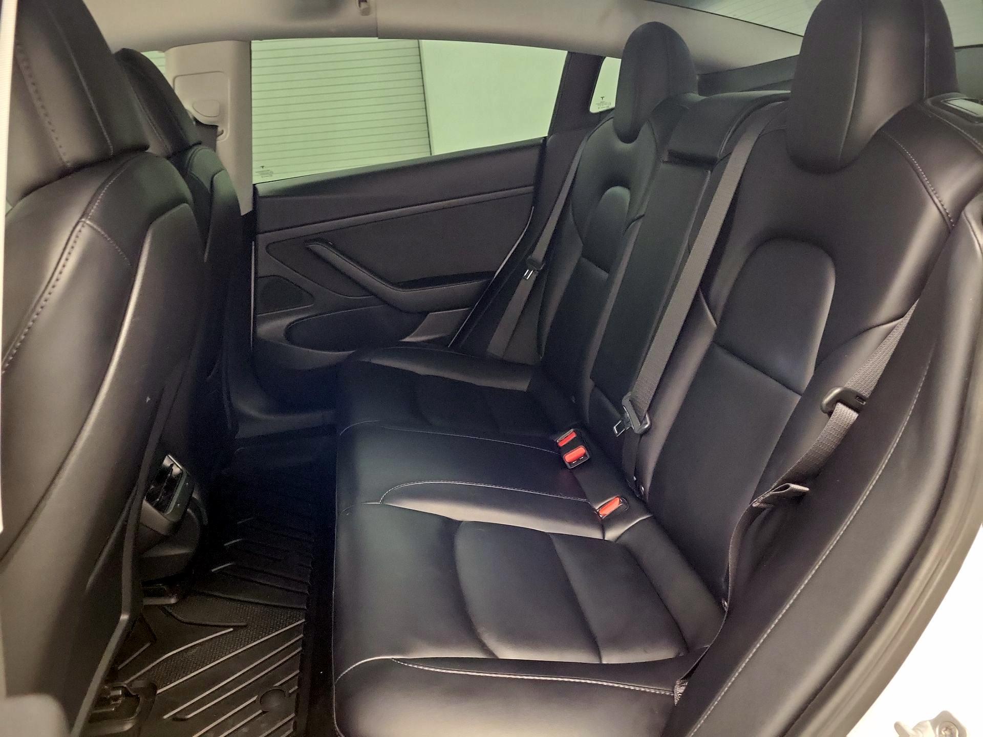 Thumbnail: 2021 Tesla Model 3 - 20