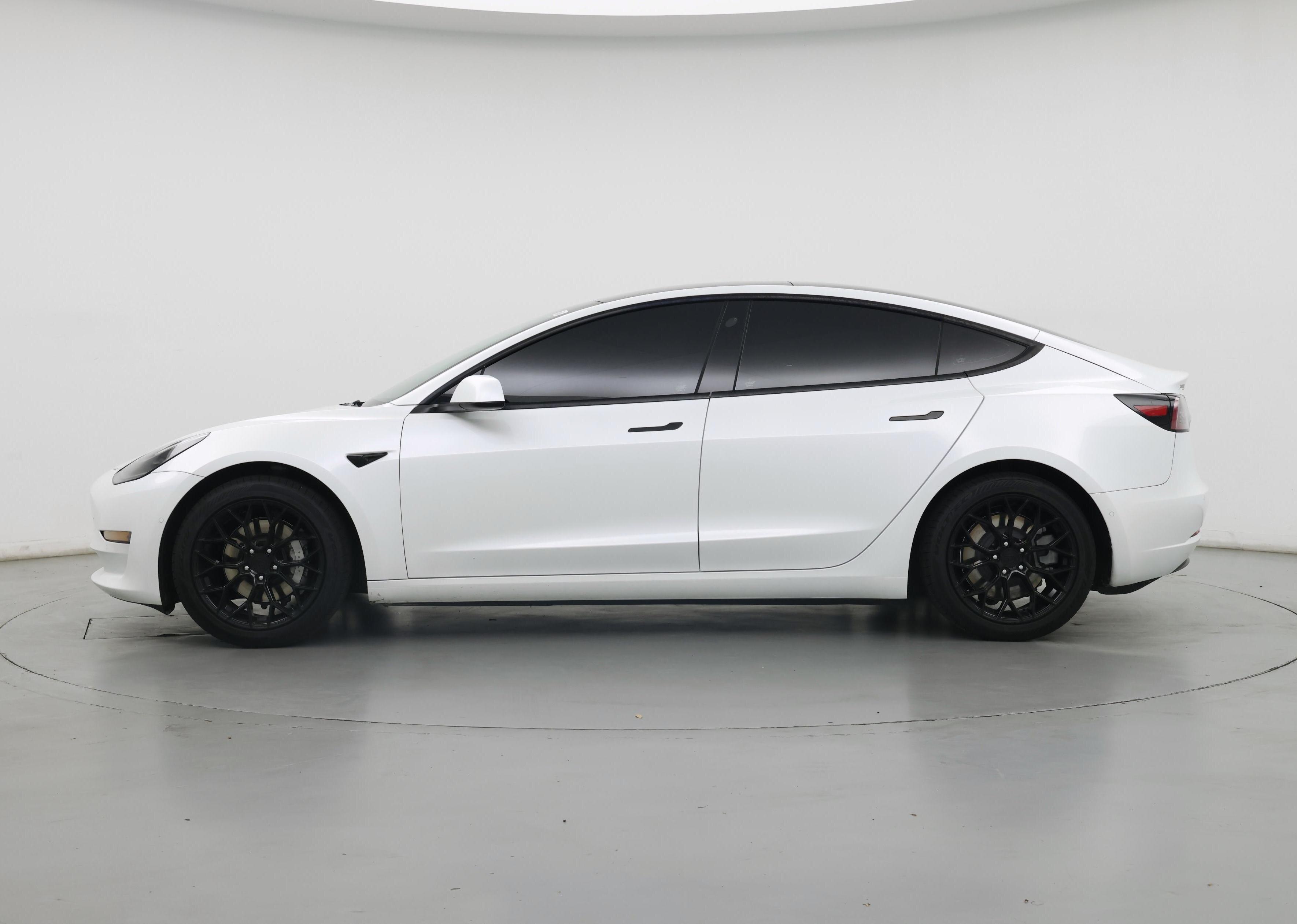 Thumbnail: 2021 Tesla Model 3 - 3
