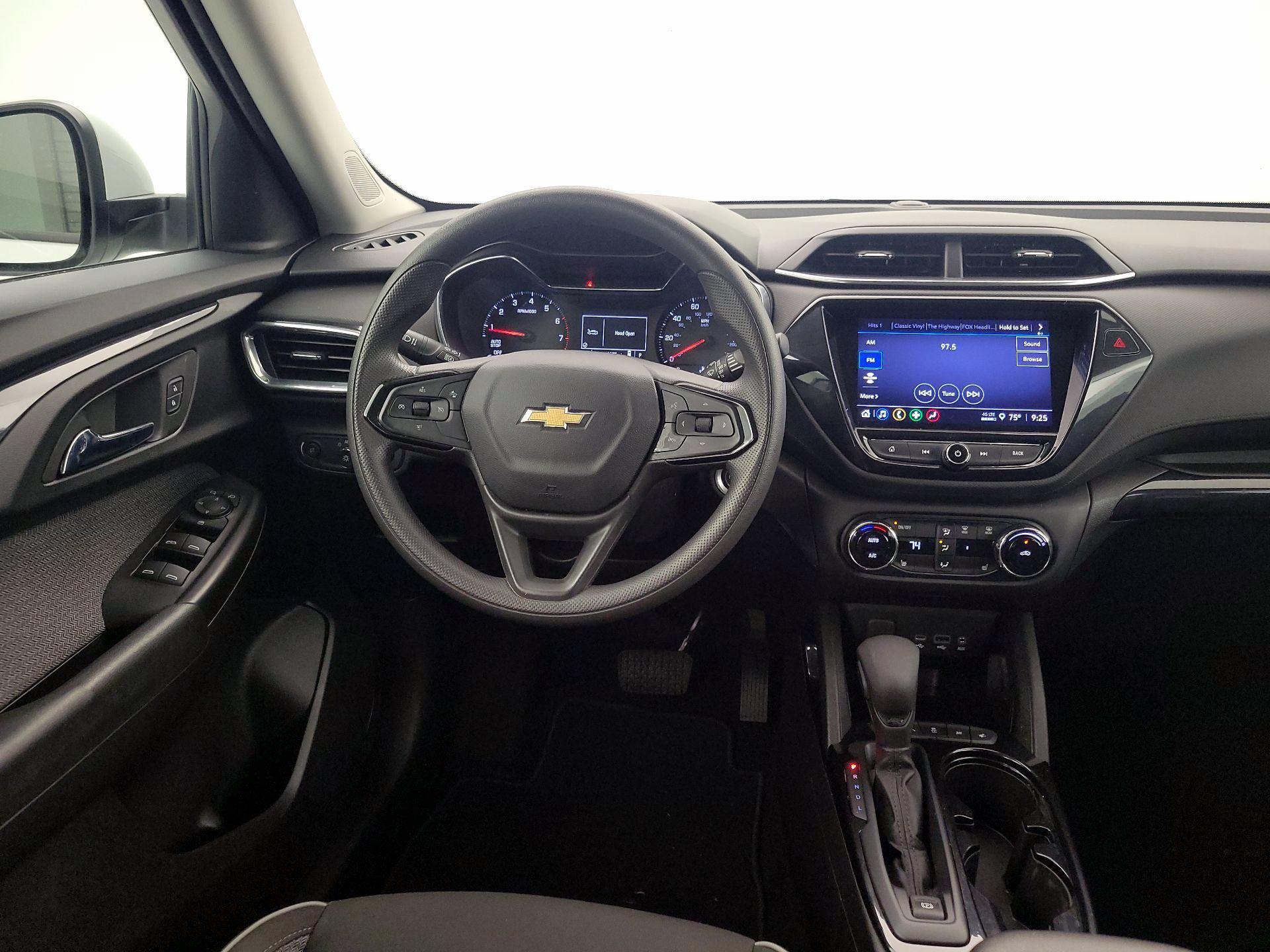 Thumbnail: 2021 Chevrolet TrailBlazer - 10