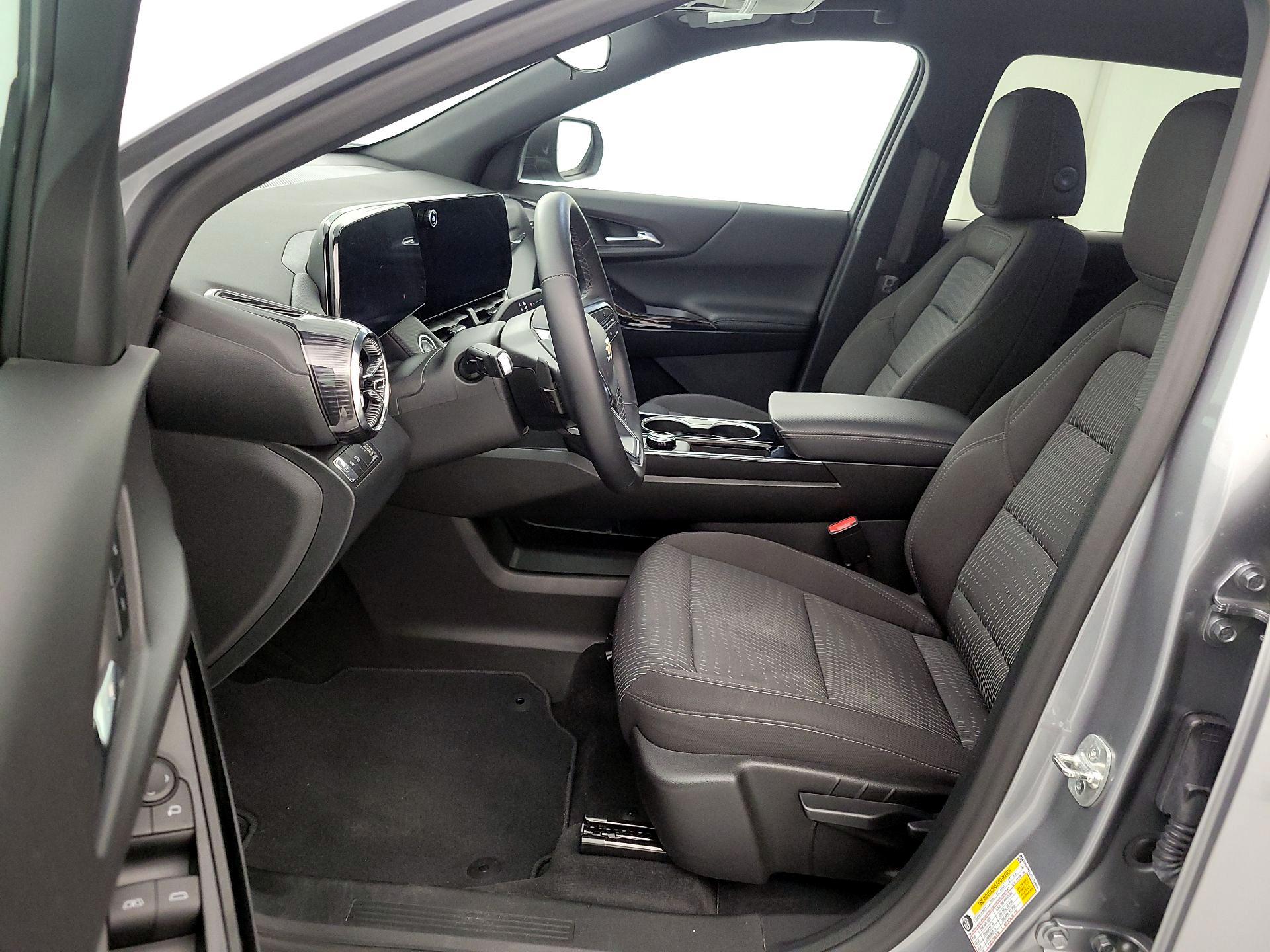 Thumbnail: 2026 Chevrolet Equinox - 11