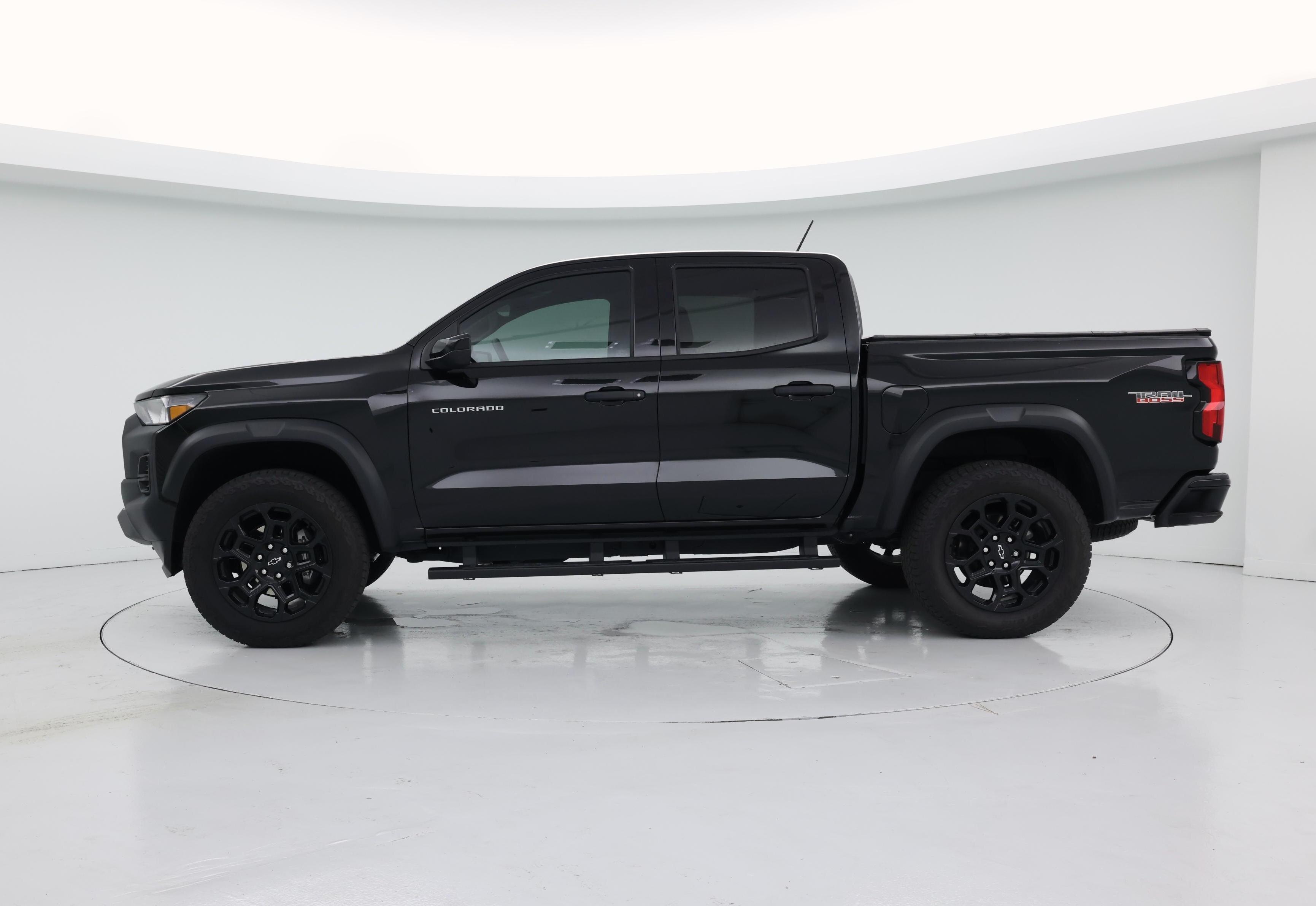 Thumbnail: 2026 Chevrolet Colorado - 3