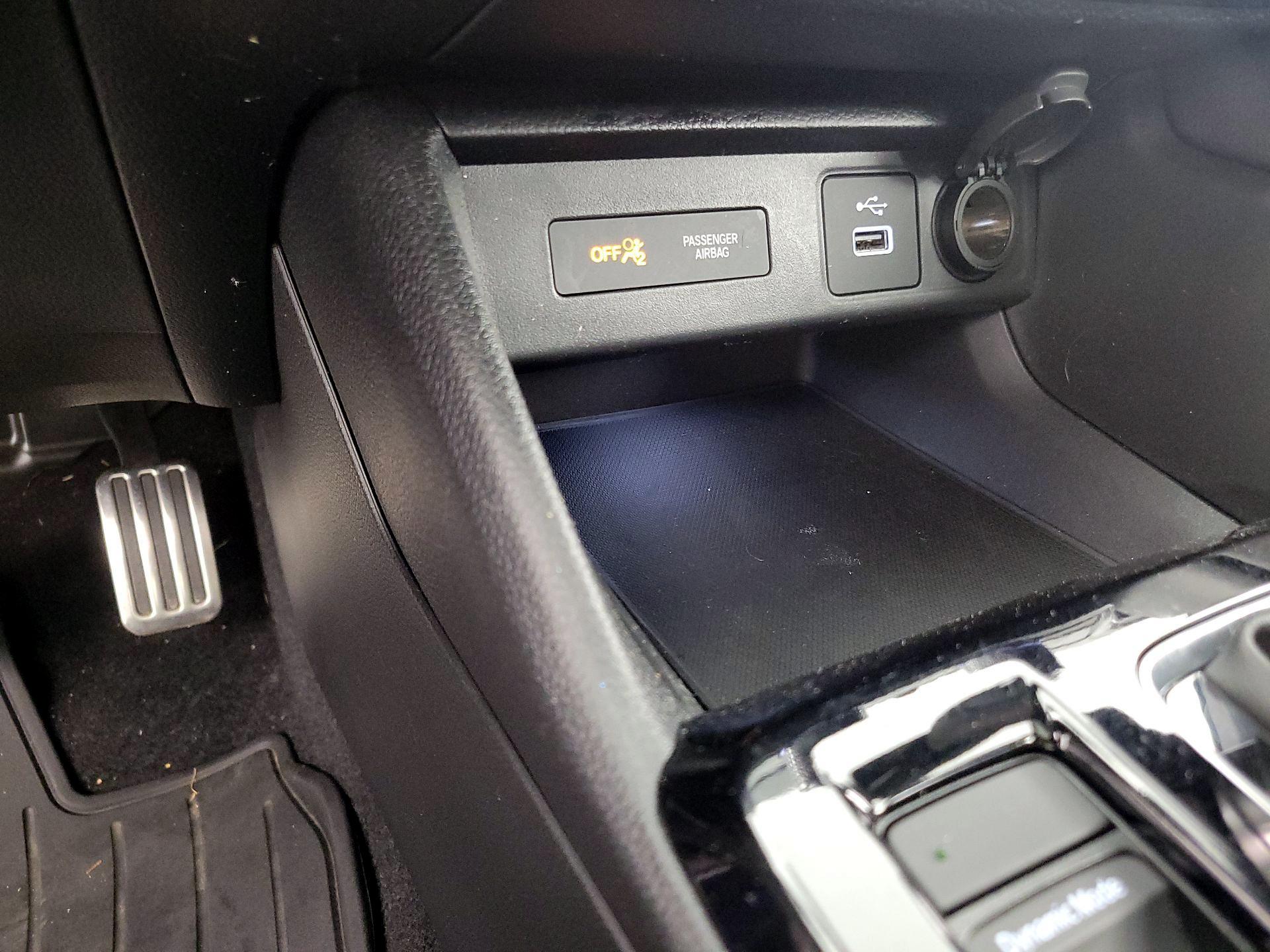 Thumbnail: 2025 Acura Integra - 18