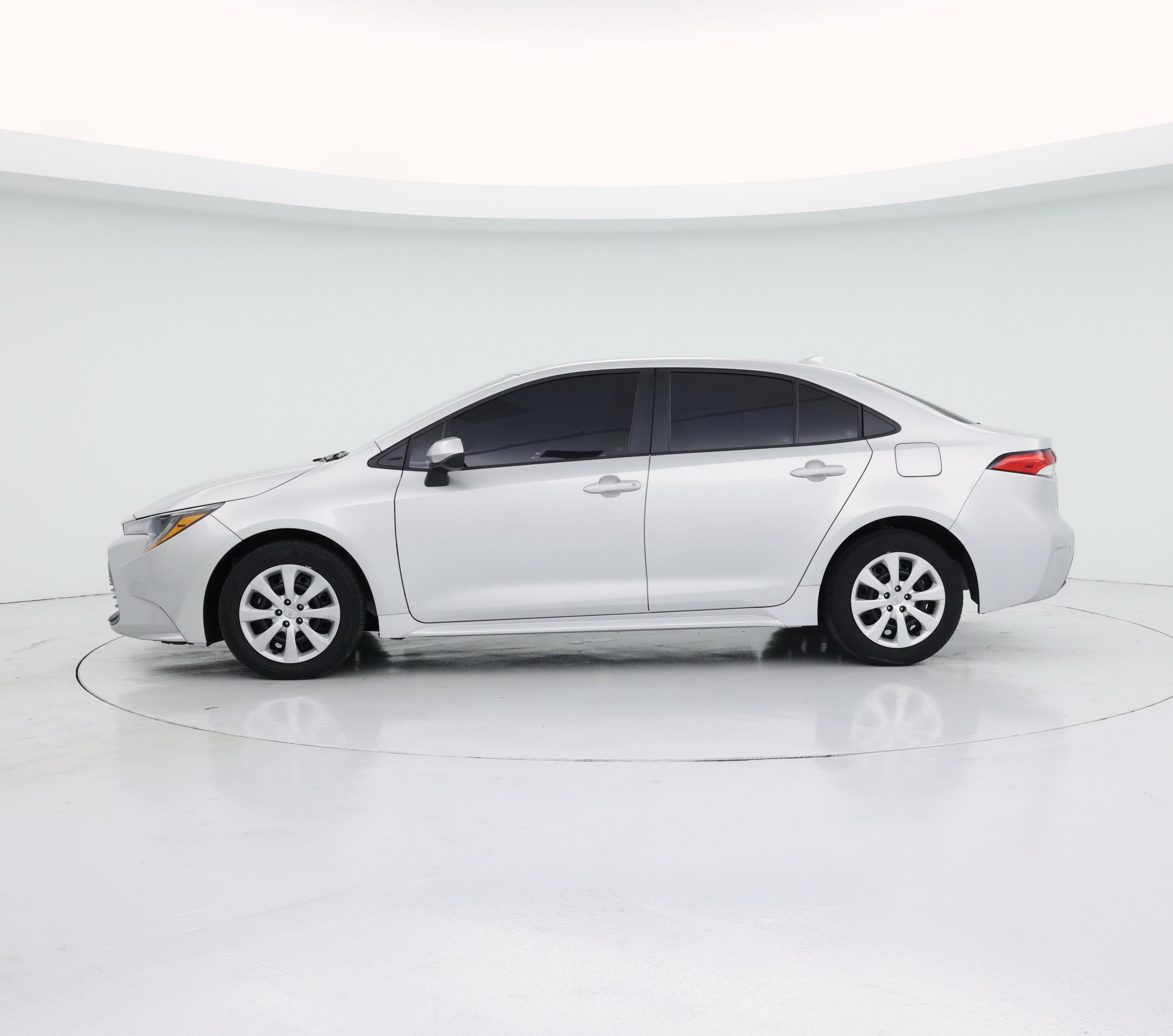 Thumbnail: 2024 Toyota Corolla - 3