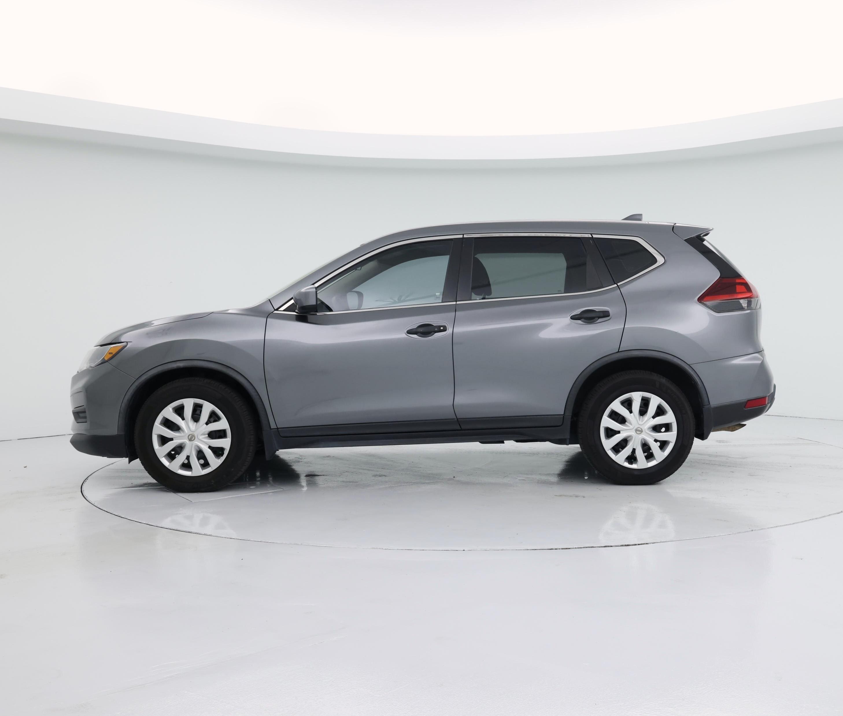 Thumbnail: 2018 Nissan Rogue - 3