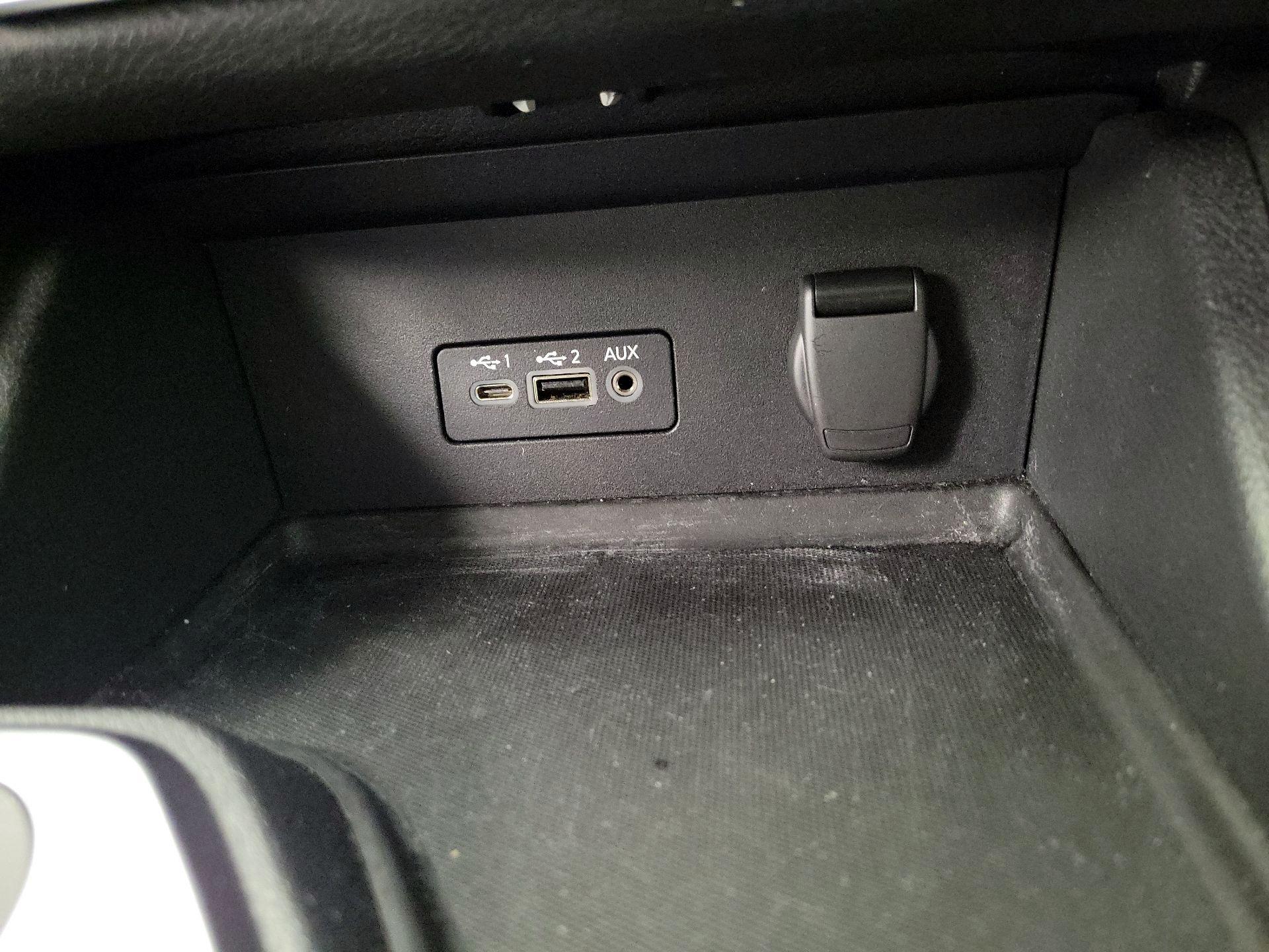 Thumbnail: 2023 Nissan Sentra - 18