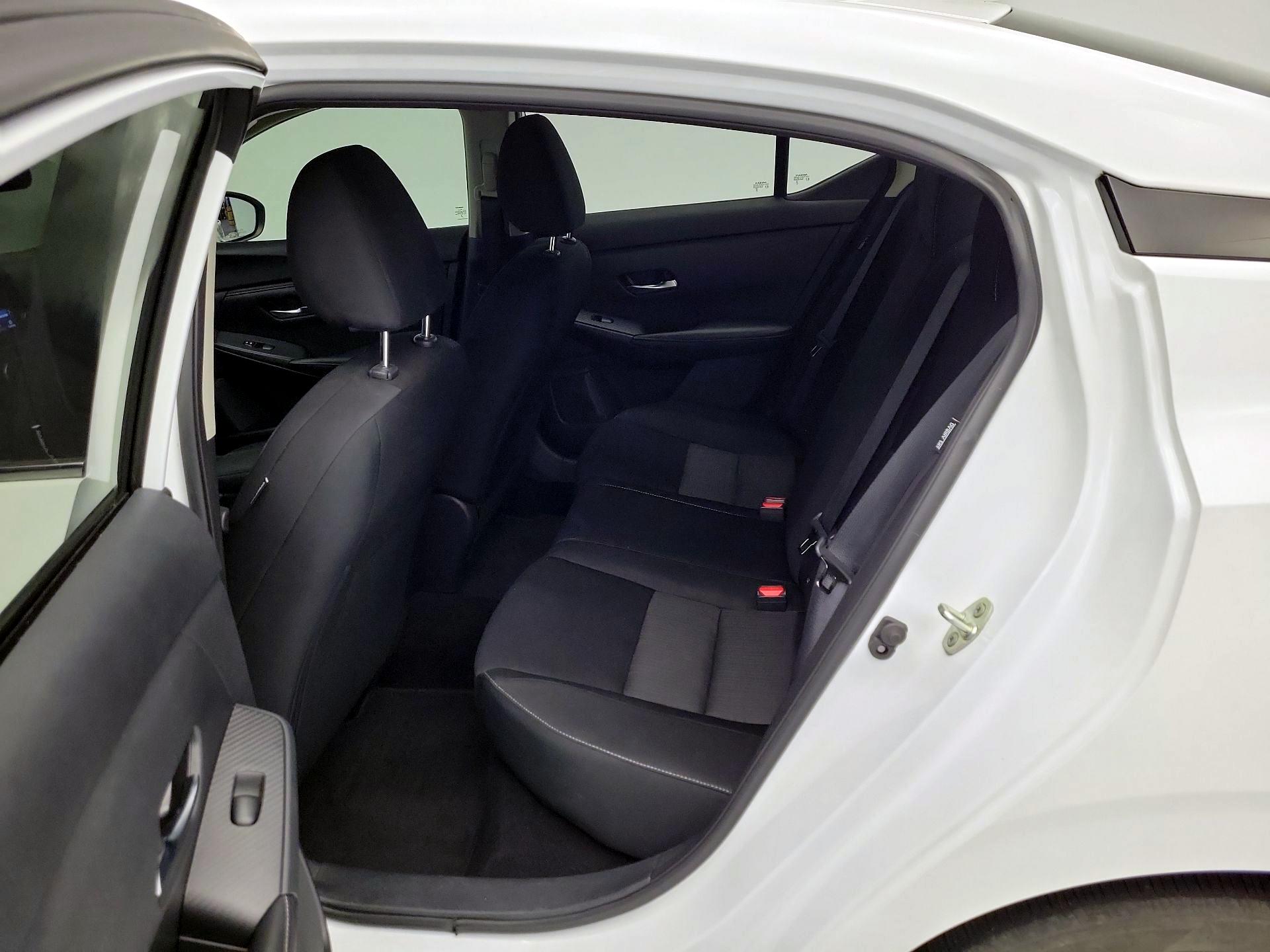 Thumbnail: 2023 Nissan Sentra - 19