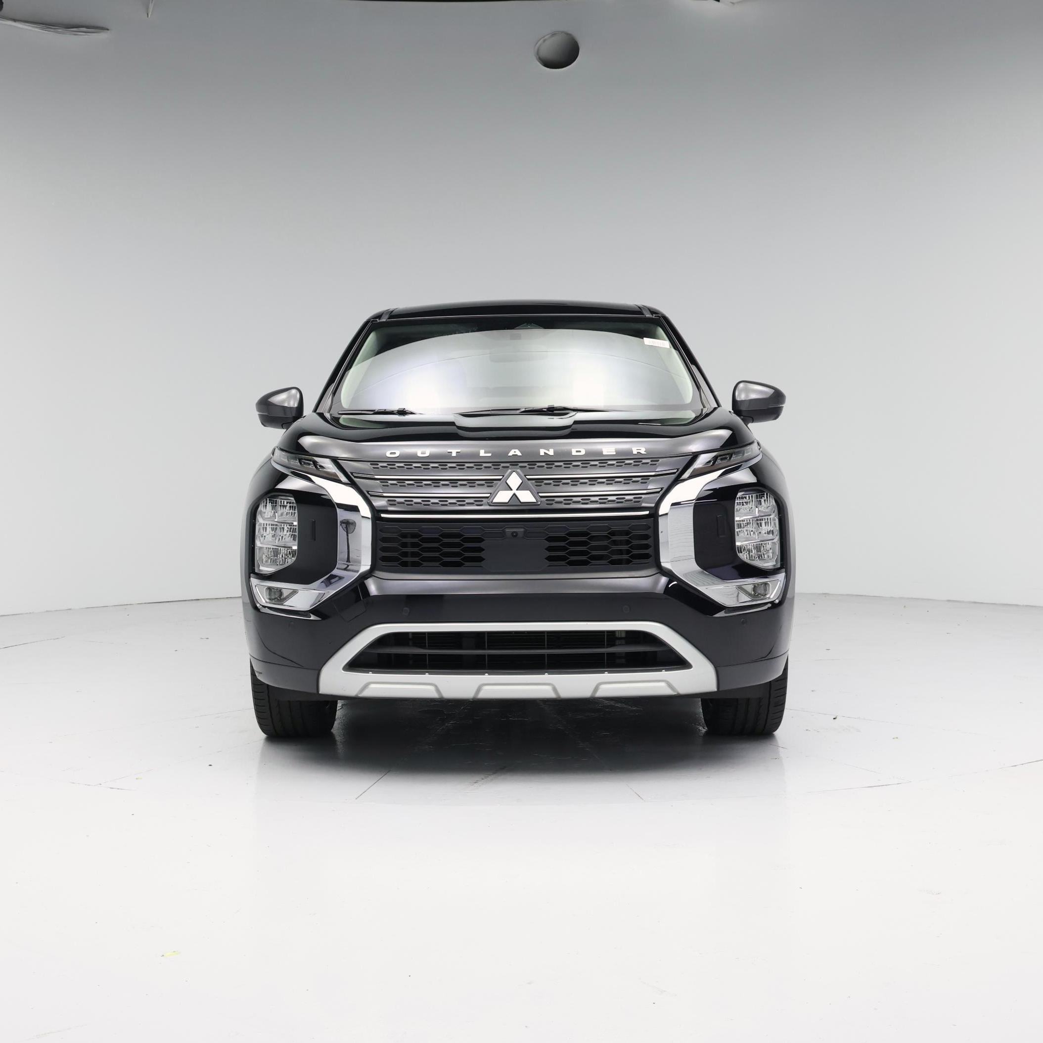 Thumbnail: 2022 Mitsubishi Outlander - 5