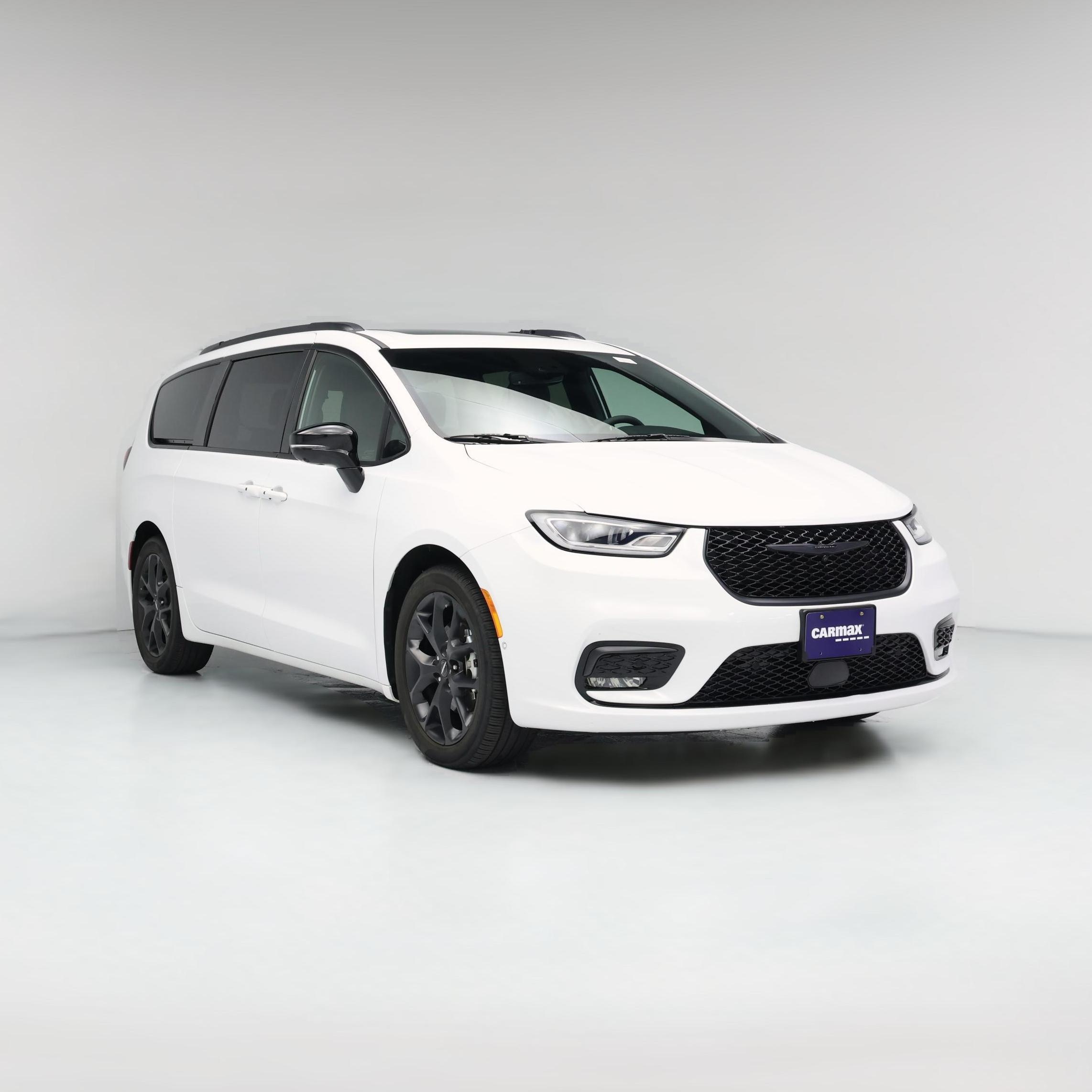 Thumbnail: 2024 Chrysler Pacifica - 1