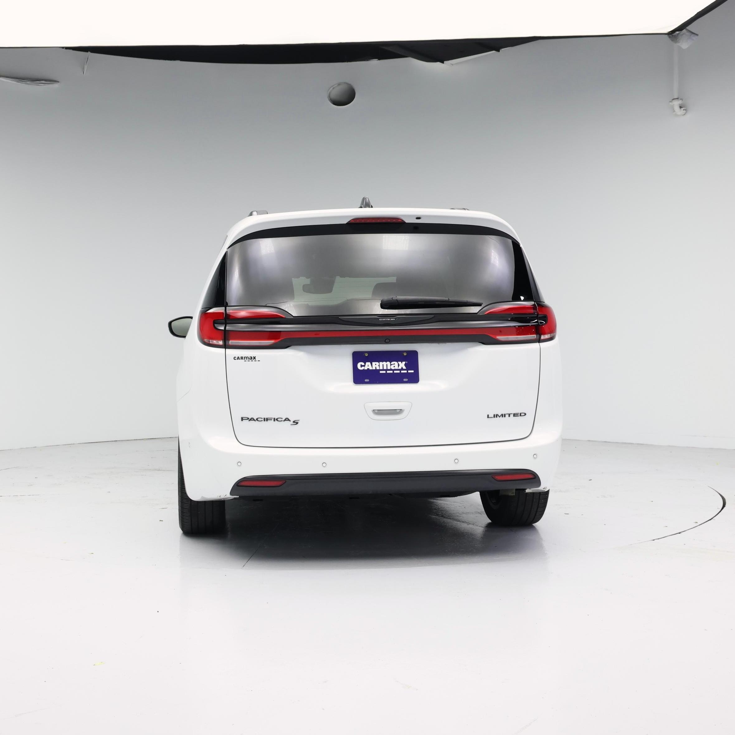 Thumbnail: 2024 Chrysler Pacifica - 6