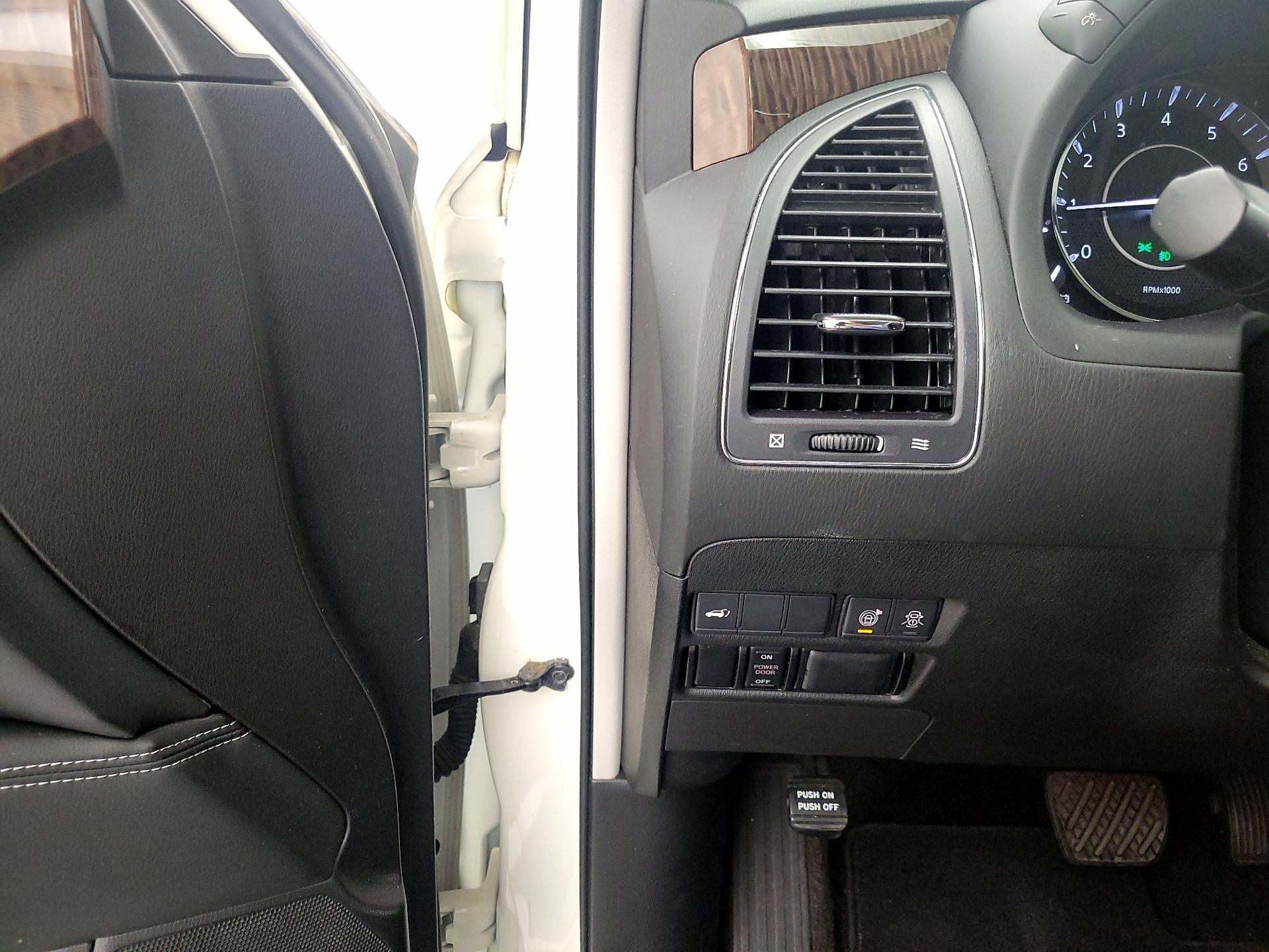 Thumbnail: 2020 Nissan Armada - 13