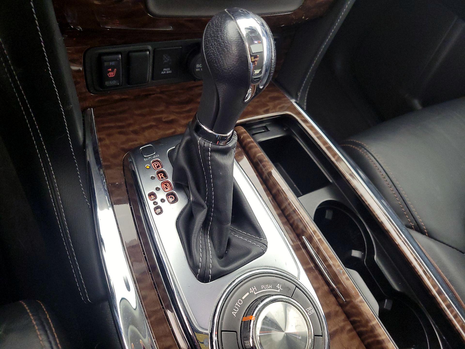 Thumbnail: 2020 Nissan Armada - 18