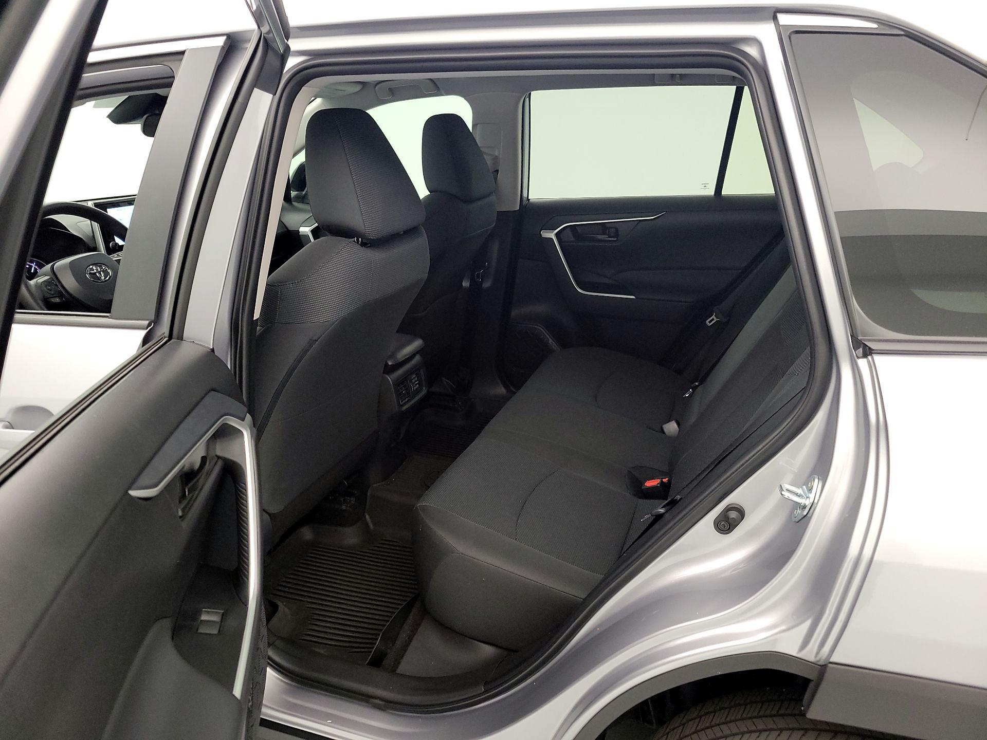Thumbnail: 2025 Toyota RAV4 - 19