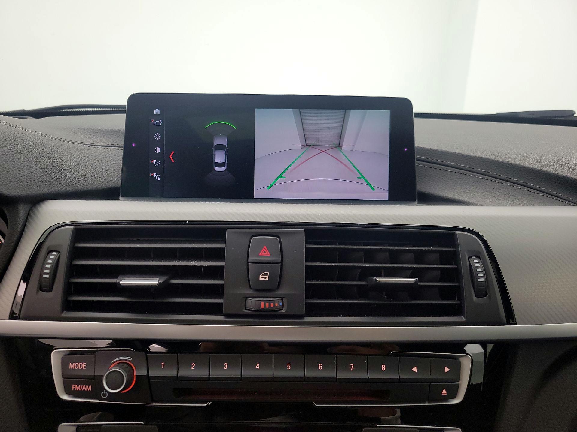 Thumbnail: 2018 BMW 3 Series - 15