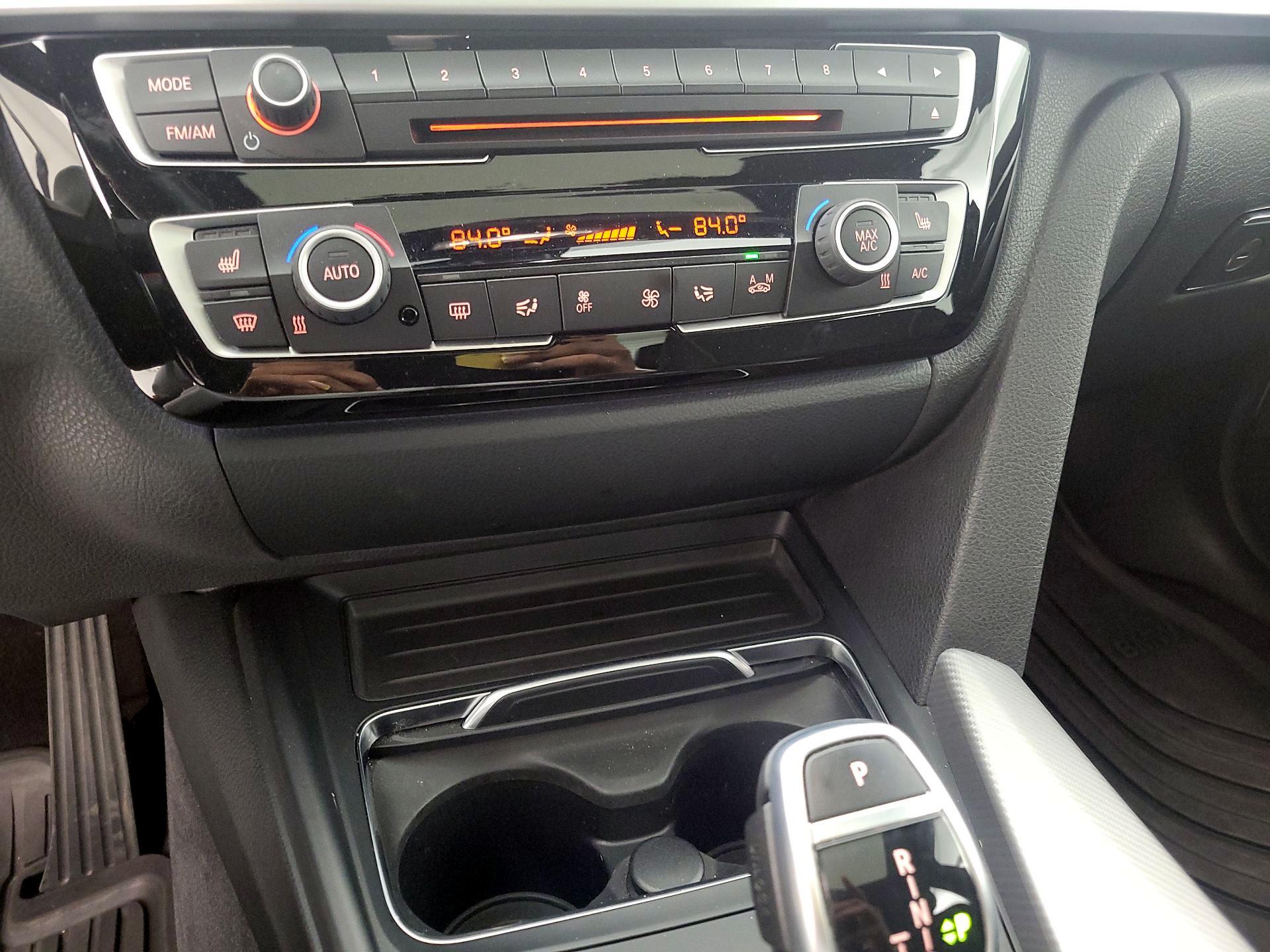 Thumbnail: 2018 BMW 3 Series - 17