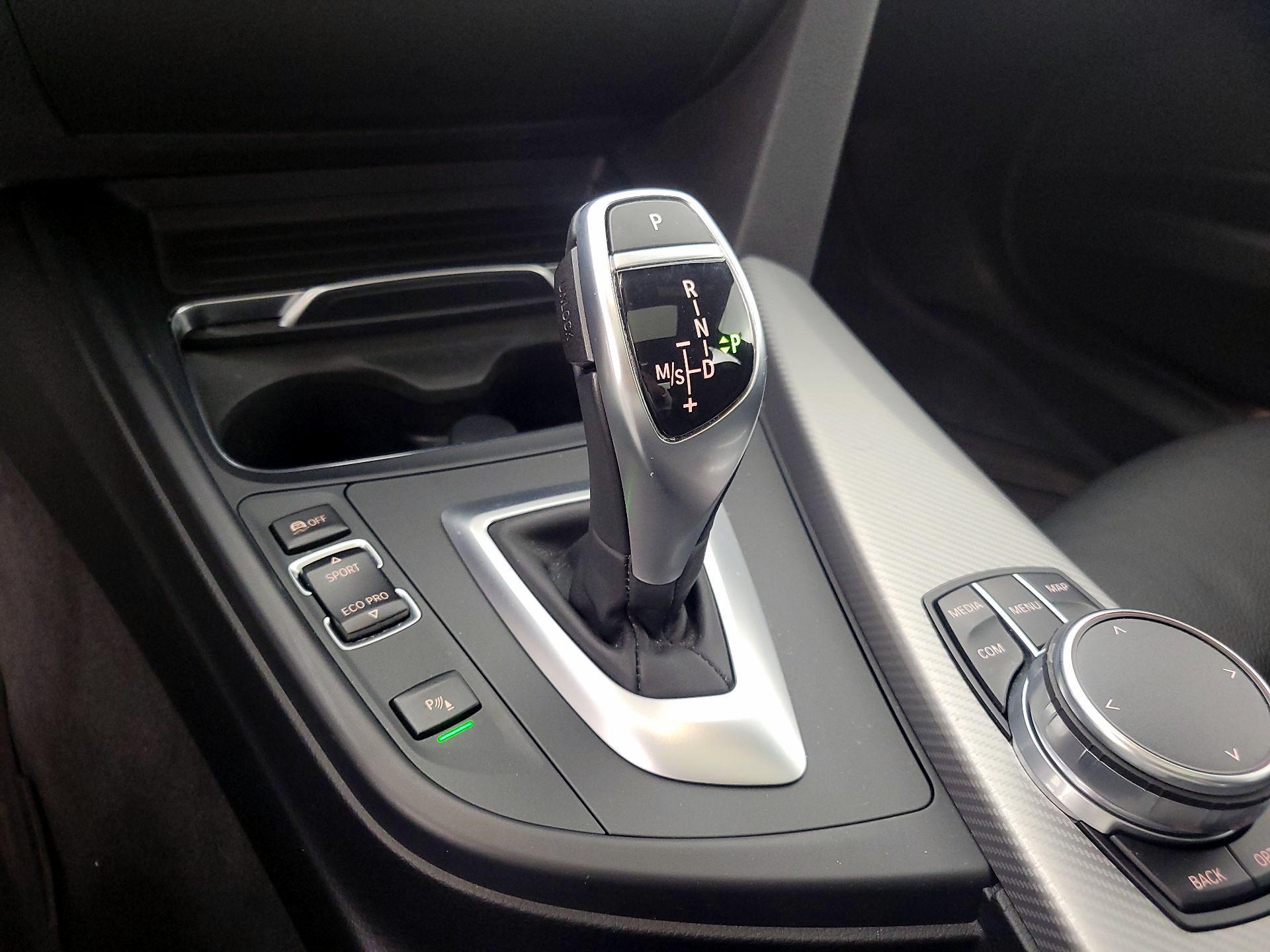 Thumbnail: 2018 BMW 3 Series - 18