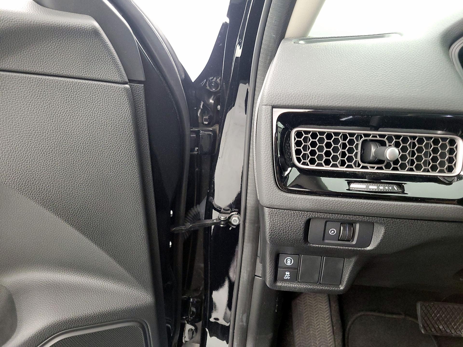 Thumbnail: 2024 Honda Civic - 13