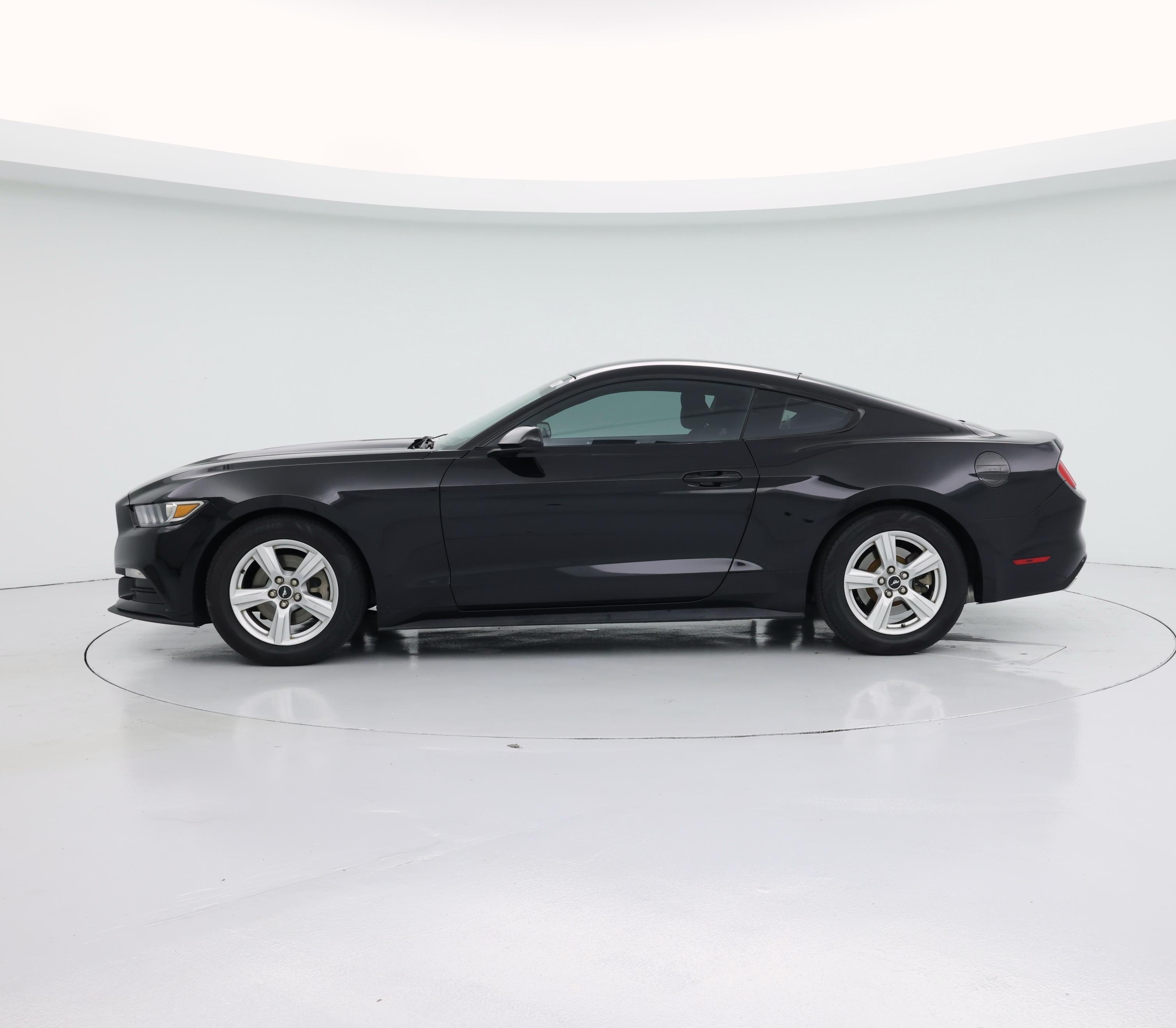 Thumbnail: 2017 Ford Mustang - 3