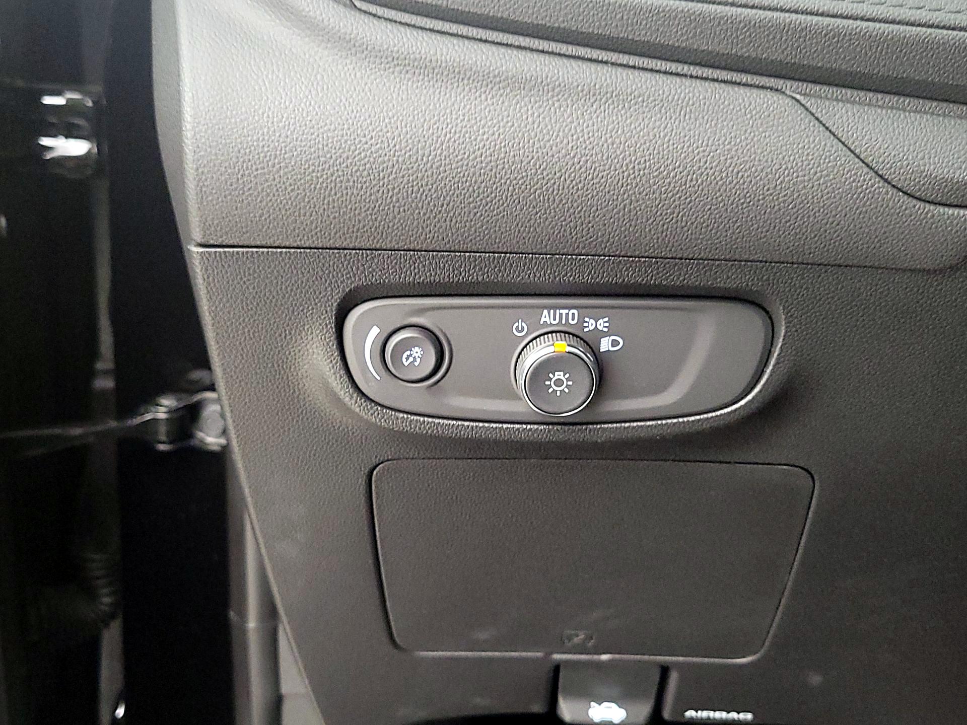 Thumbnail: 2025 Buick Encore GX - 13