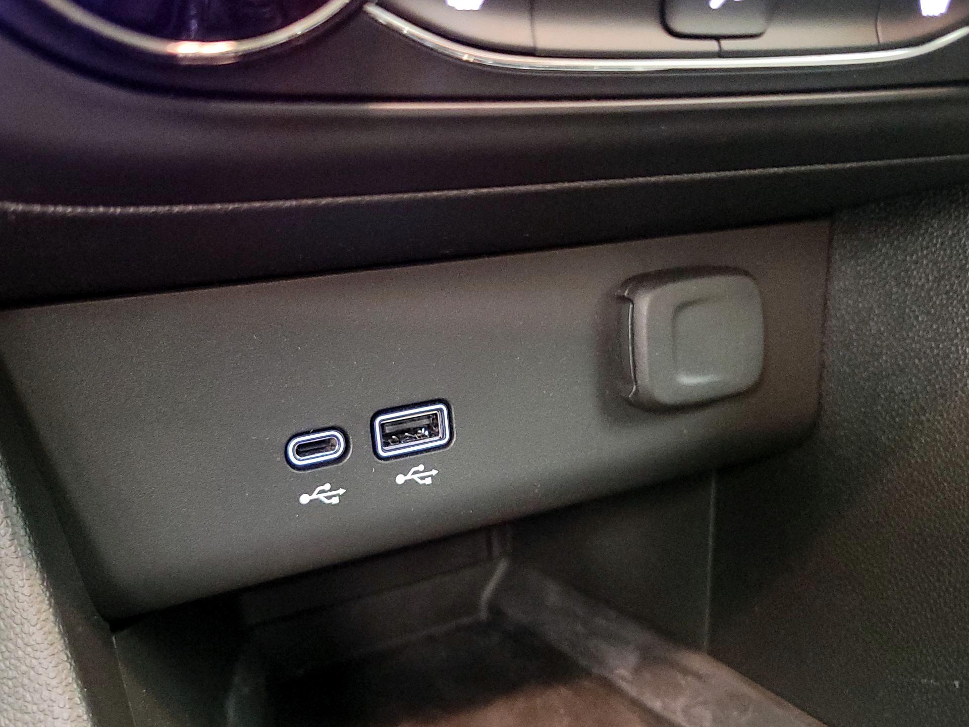 Thumbnail: 2025 Buick Encore GX - 18