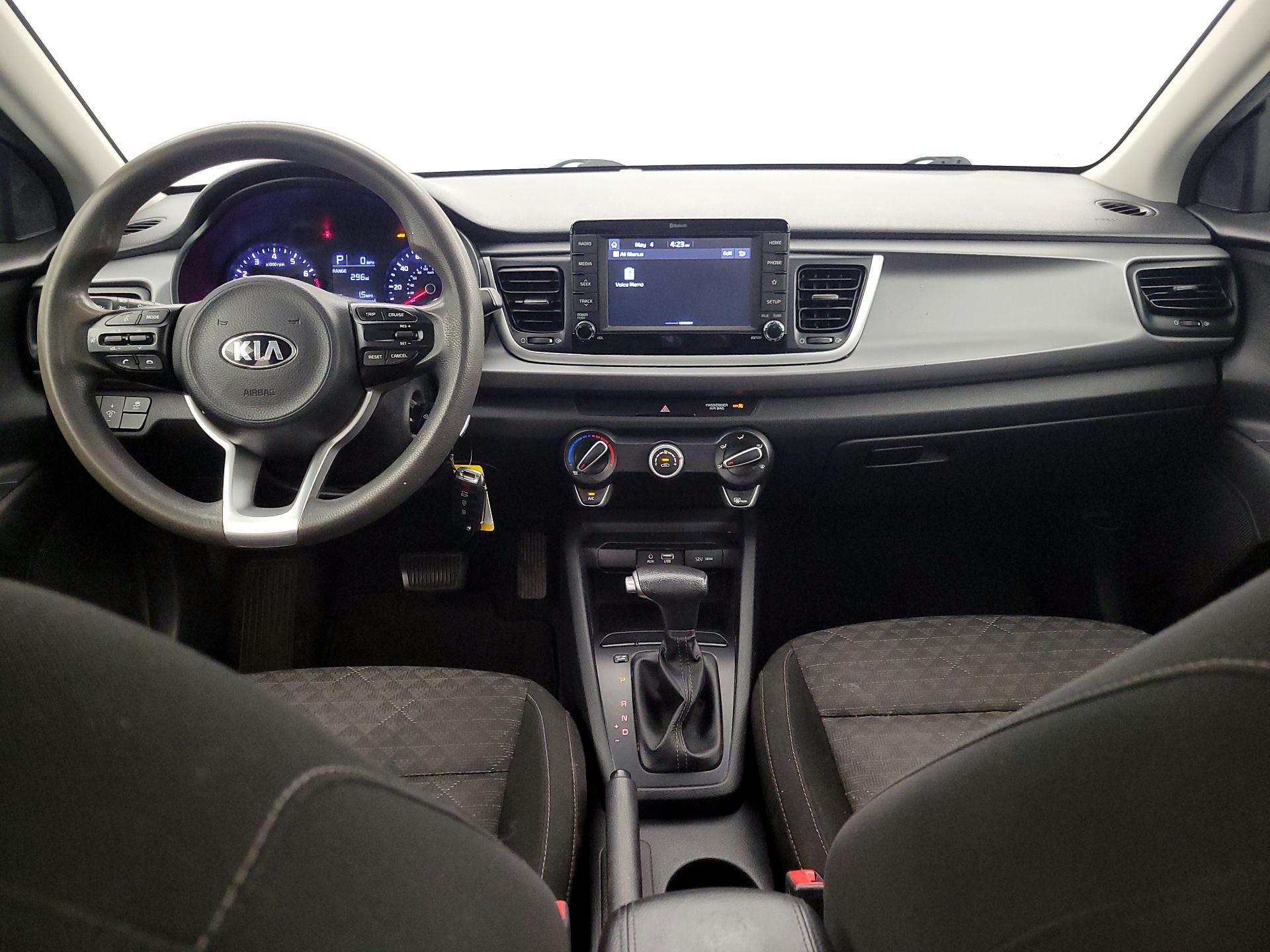 Thumbnail: 2019 Kia Rio - 9