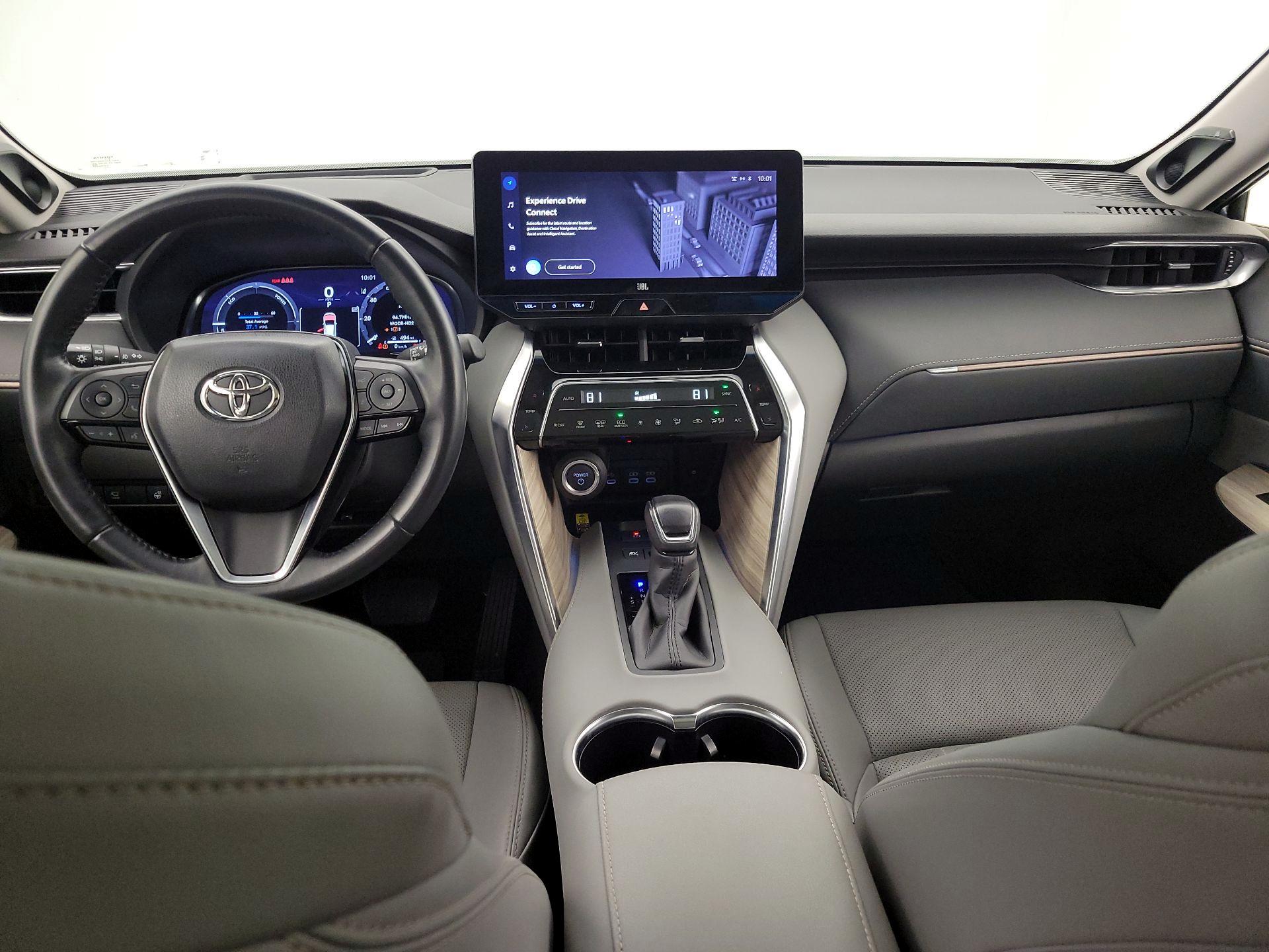 Thumbnail: 2023 Toyota Venza - 9