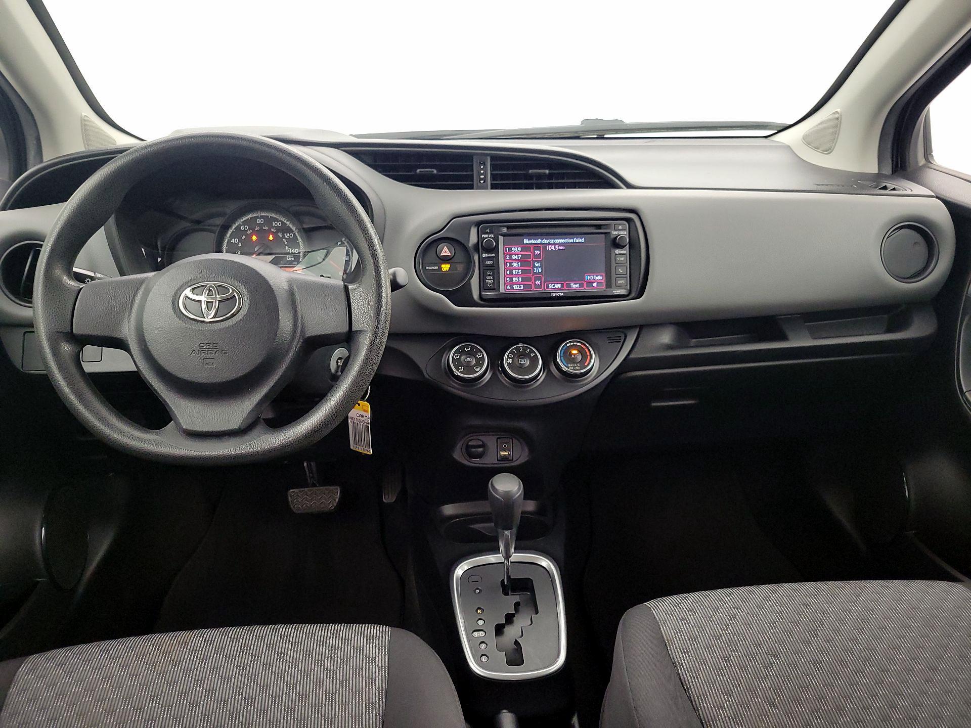 Thumbnail: 2015 Toyota Yaris - 9