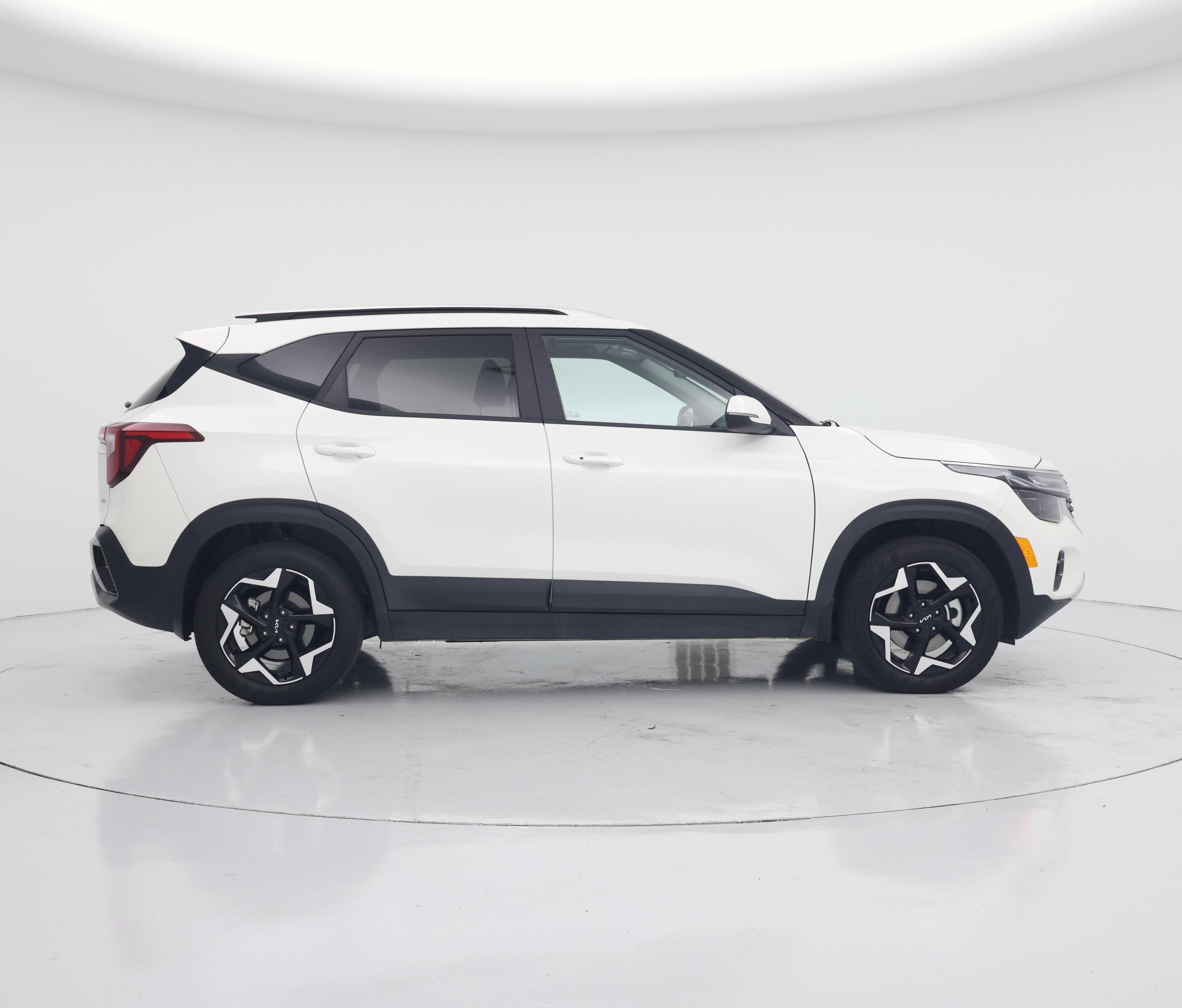 Thumbnail: 2025 Kia Seltos - 7