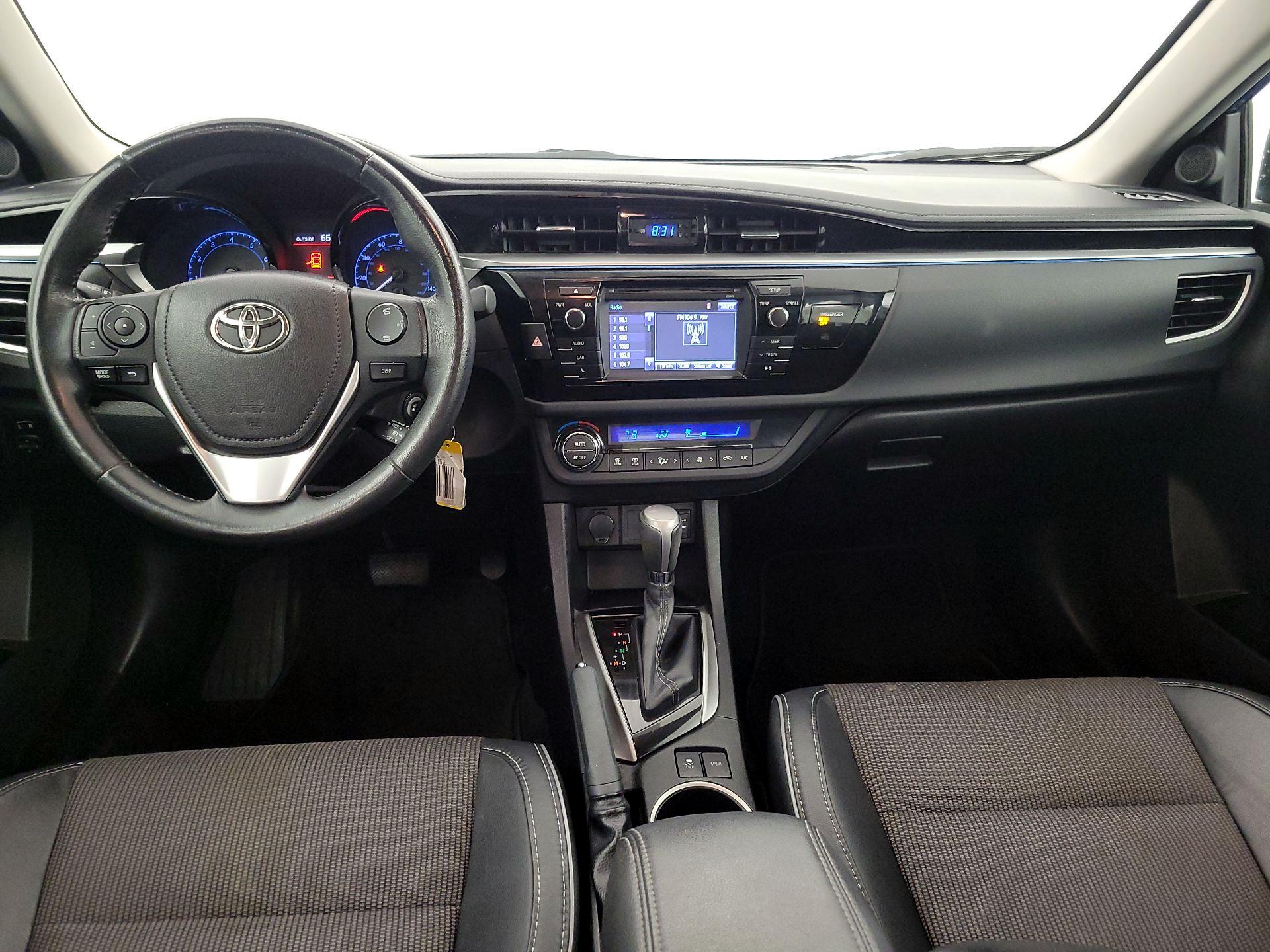 Thumbnail: 2015 Toyota Corolla - 9