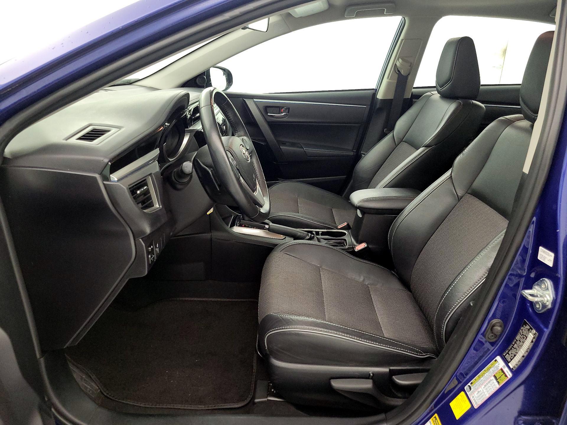 Thumbnail: 2015 Toyota Corolla - 11