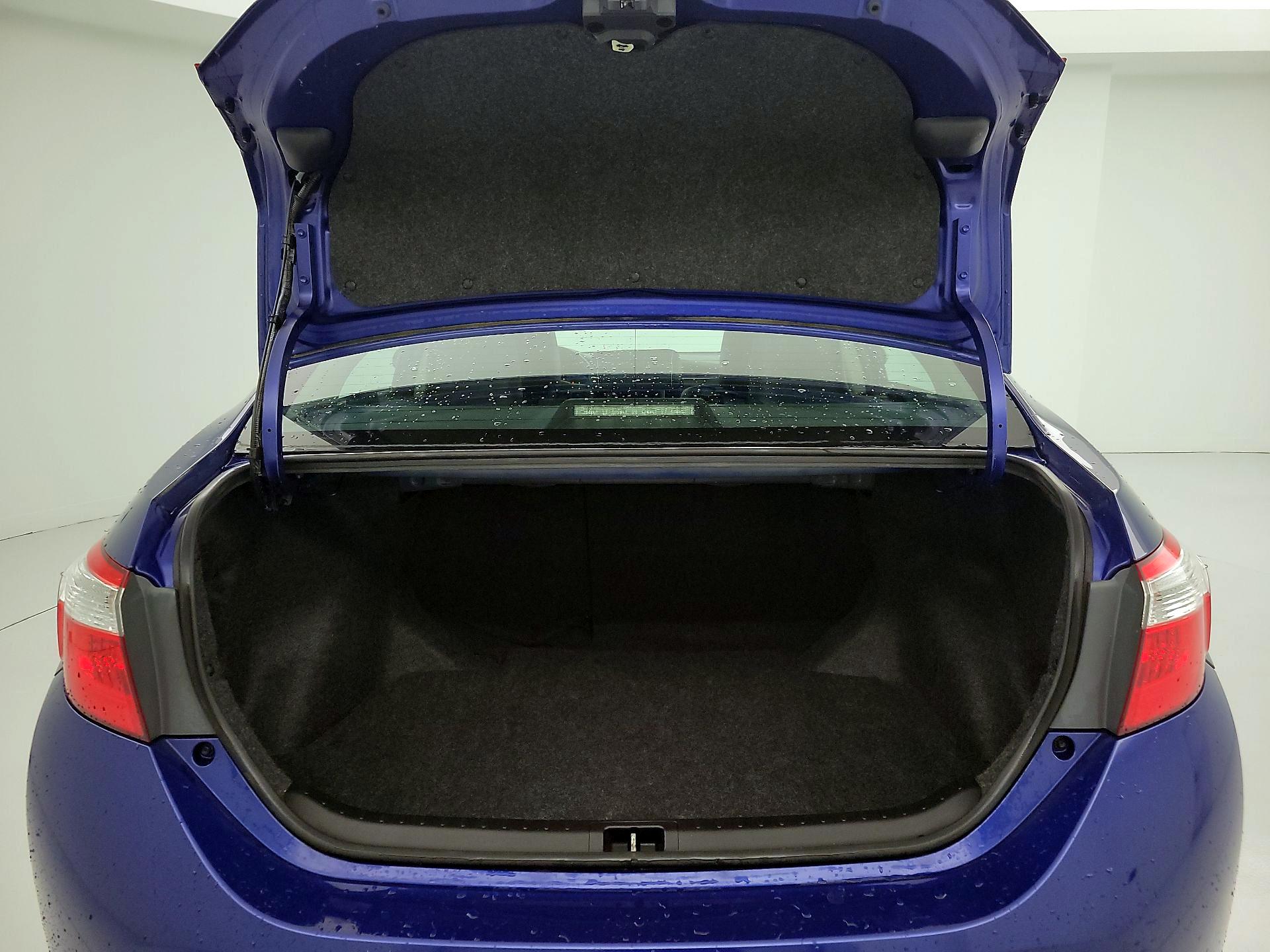 Thumbnail: 2015 Toyota Corolla - 20