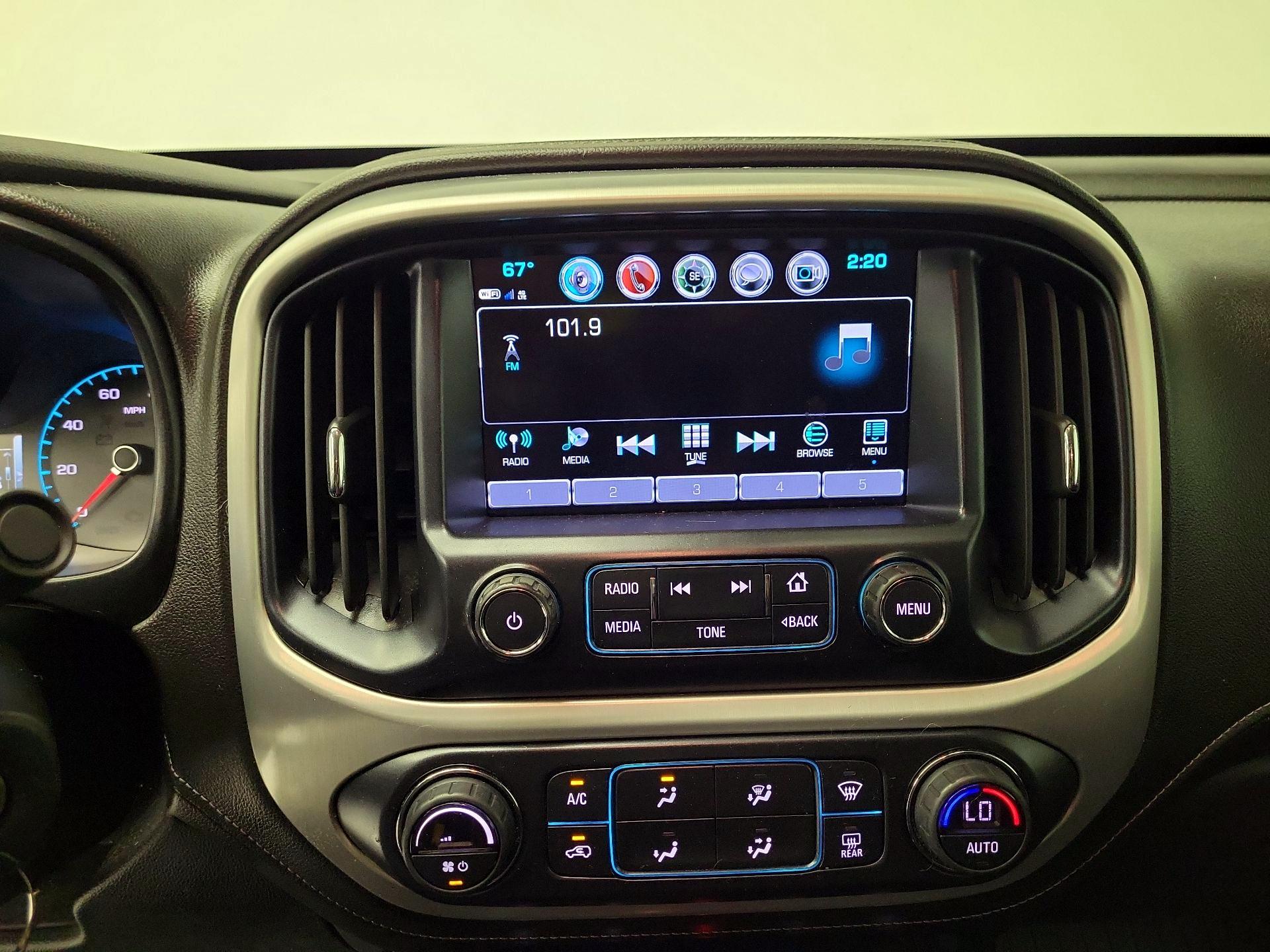 Thumbnail: 2018 GMC Canyon - 16