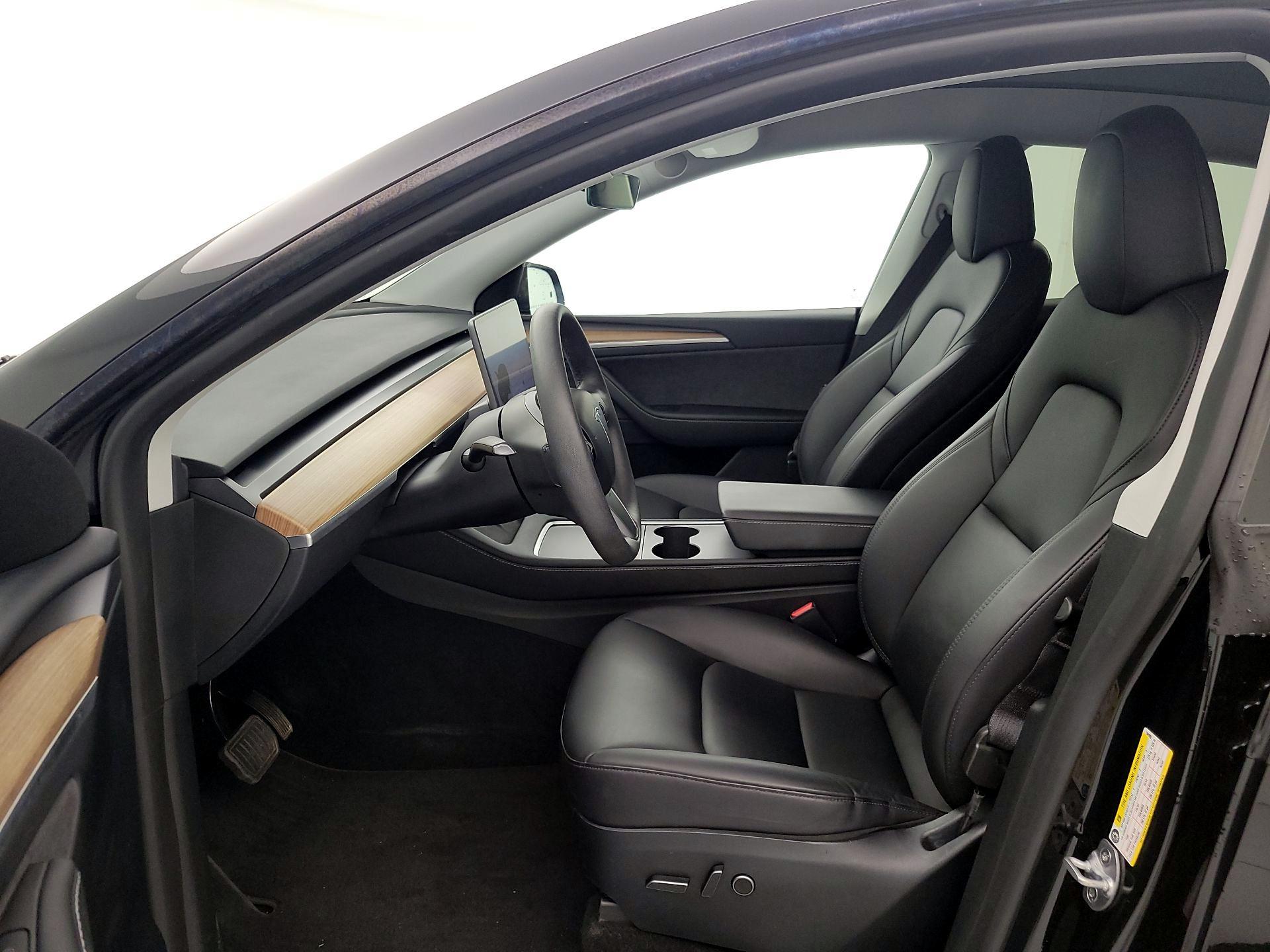 Thumbnail: 2023 Tesla Model Y - 11