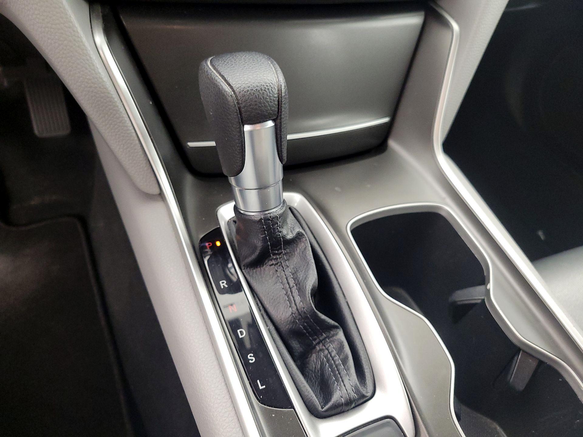 Thumbnail: 2019 Honda Accord - 17