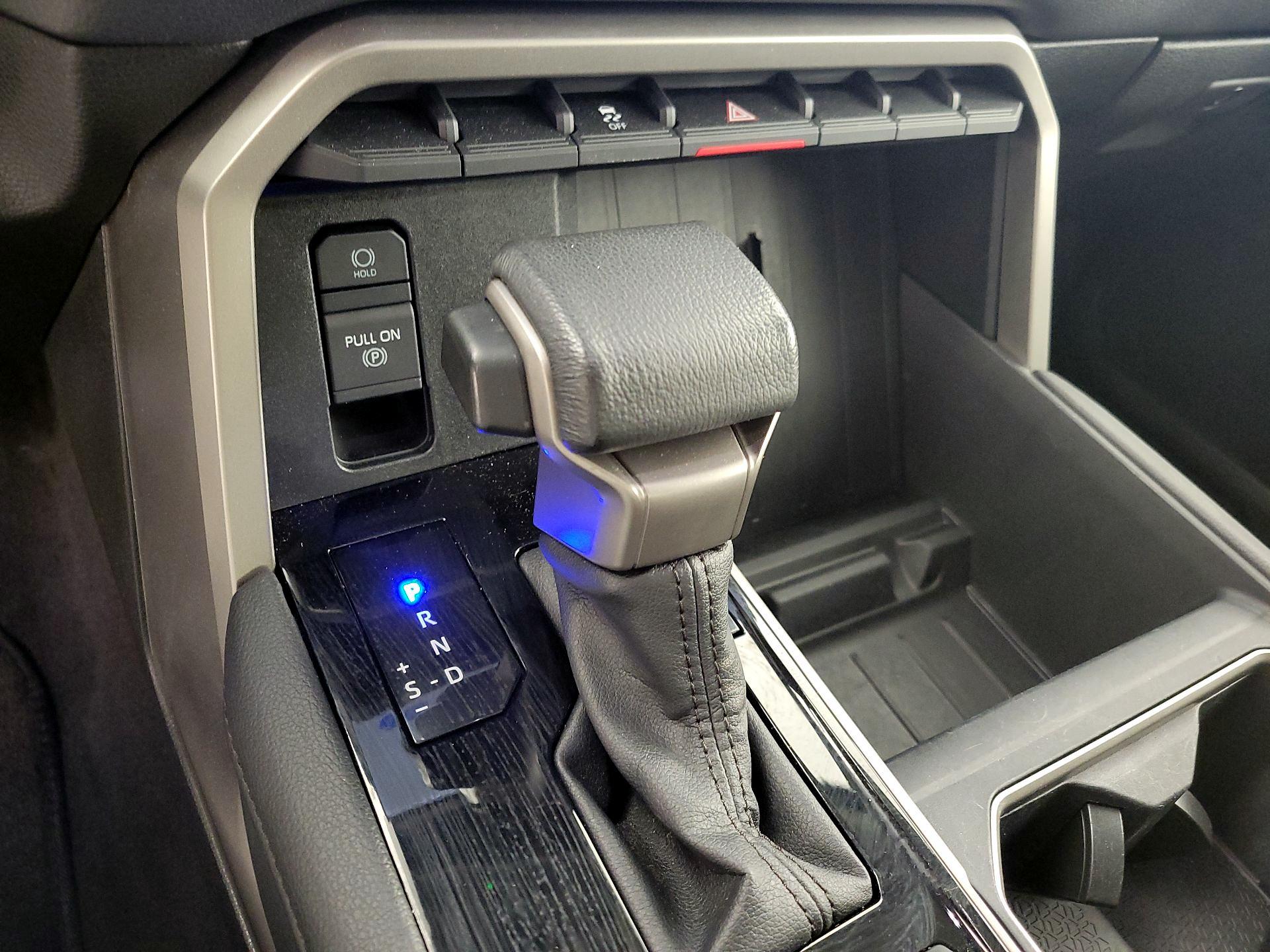 Thumbnail: 2024 Toyota Tundra - 17