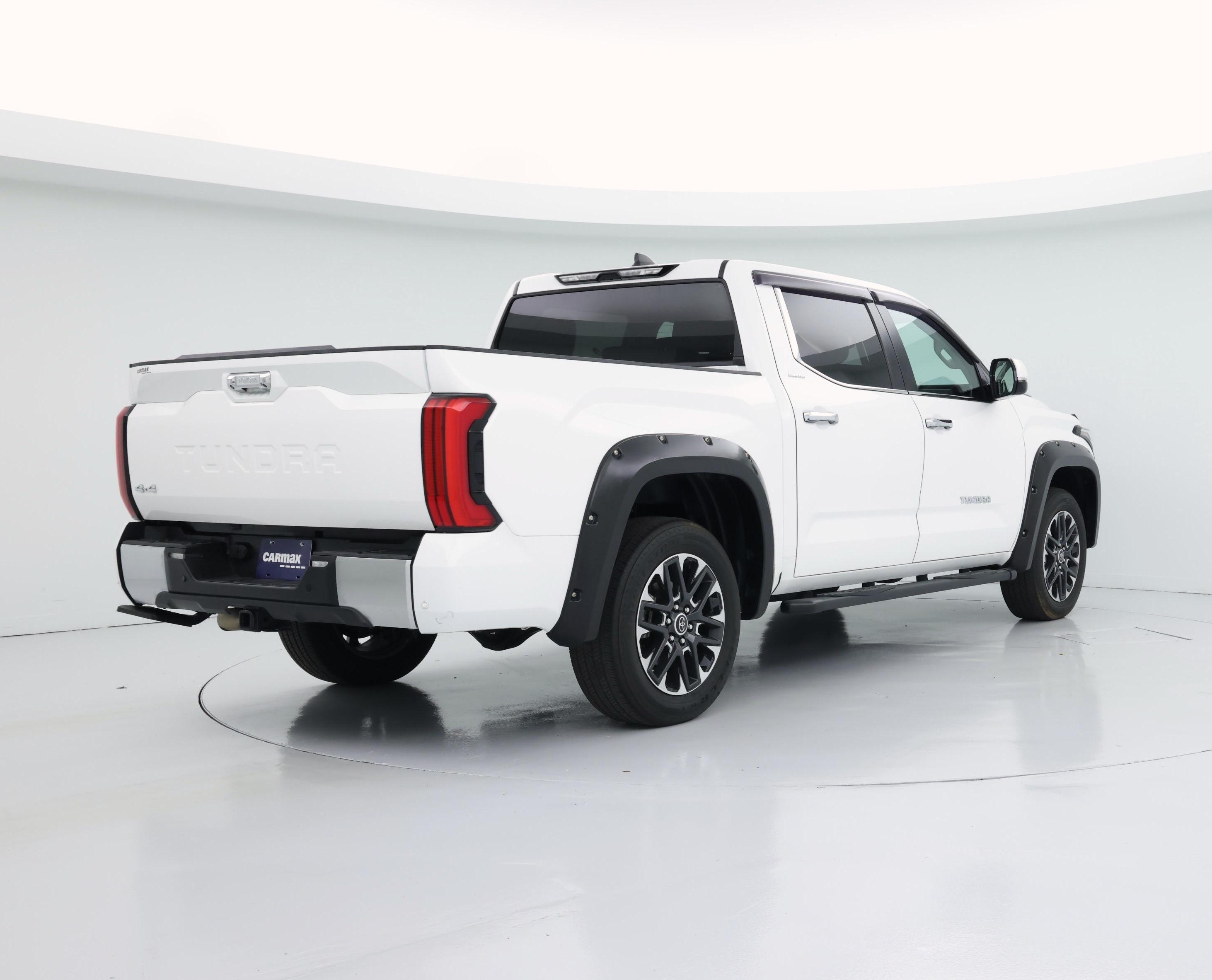 Thumbnail: 2024 Toyota Tundra - 8
