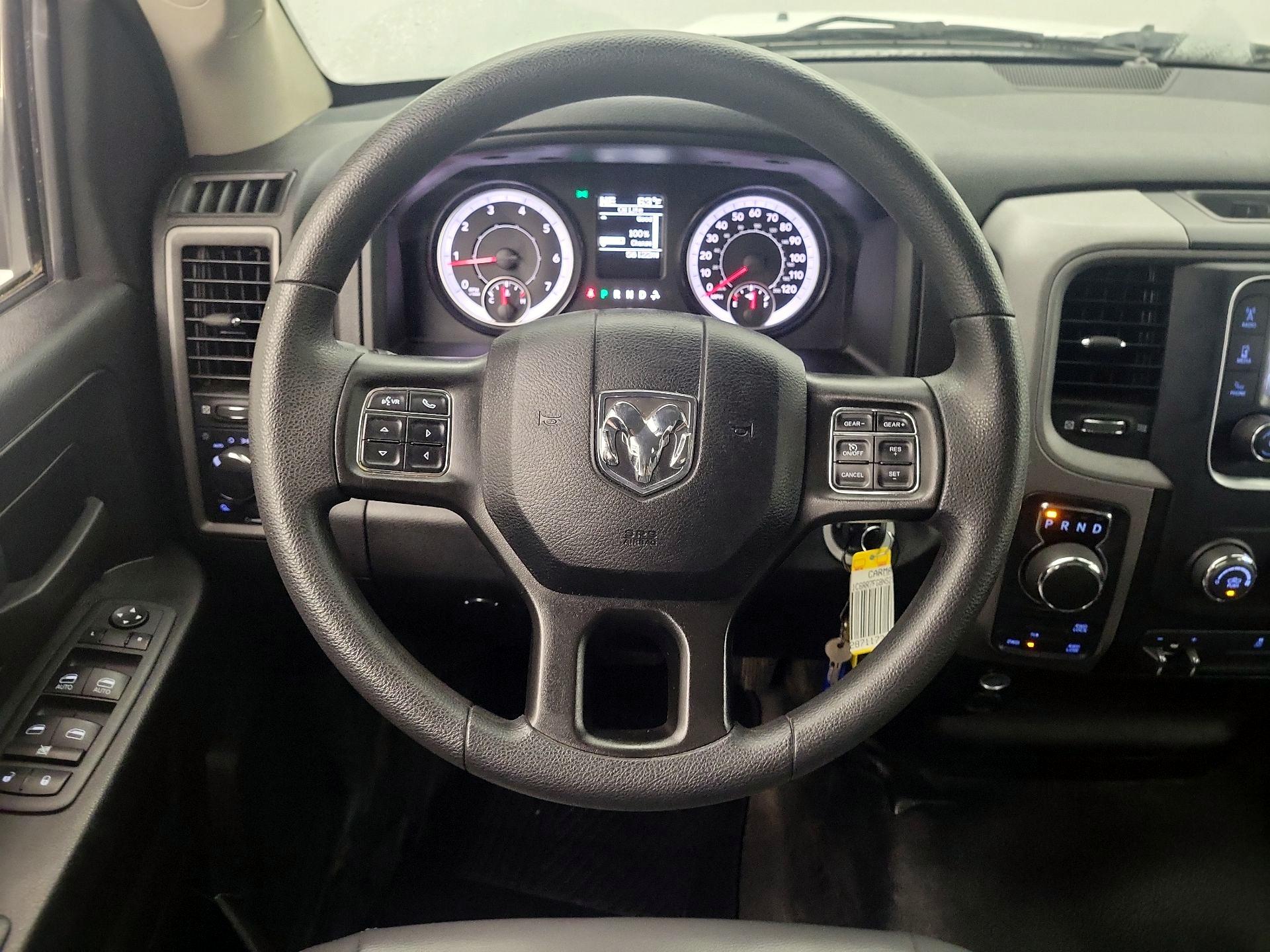 Thumbnail: 2022 RAM 1500 Classic - 10