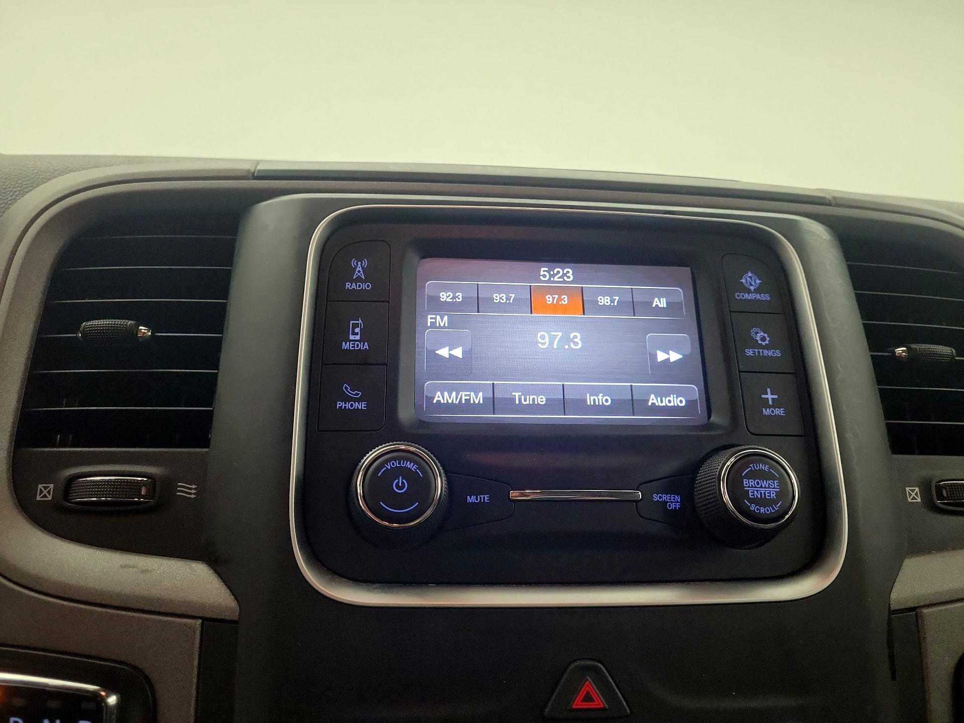 Thumbnail: 2022 RAM 1500 Classic - 15