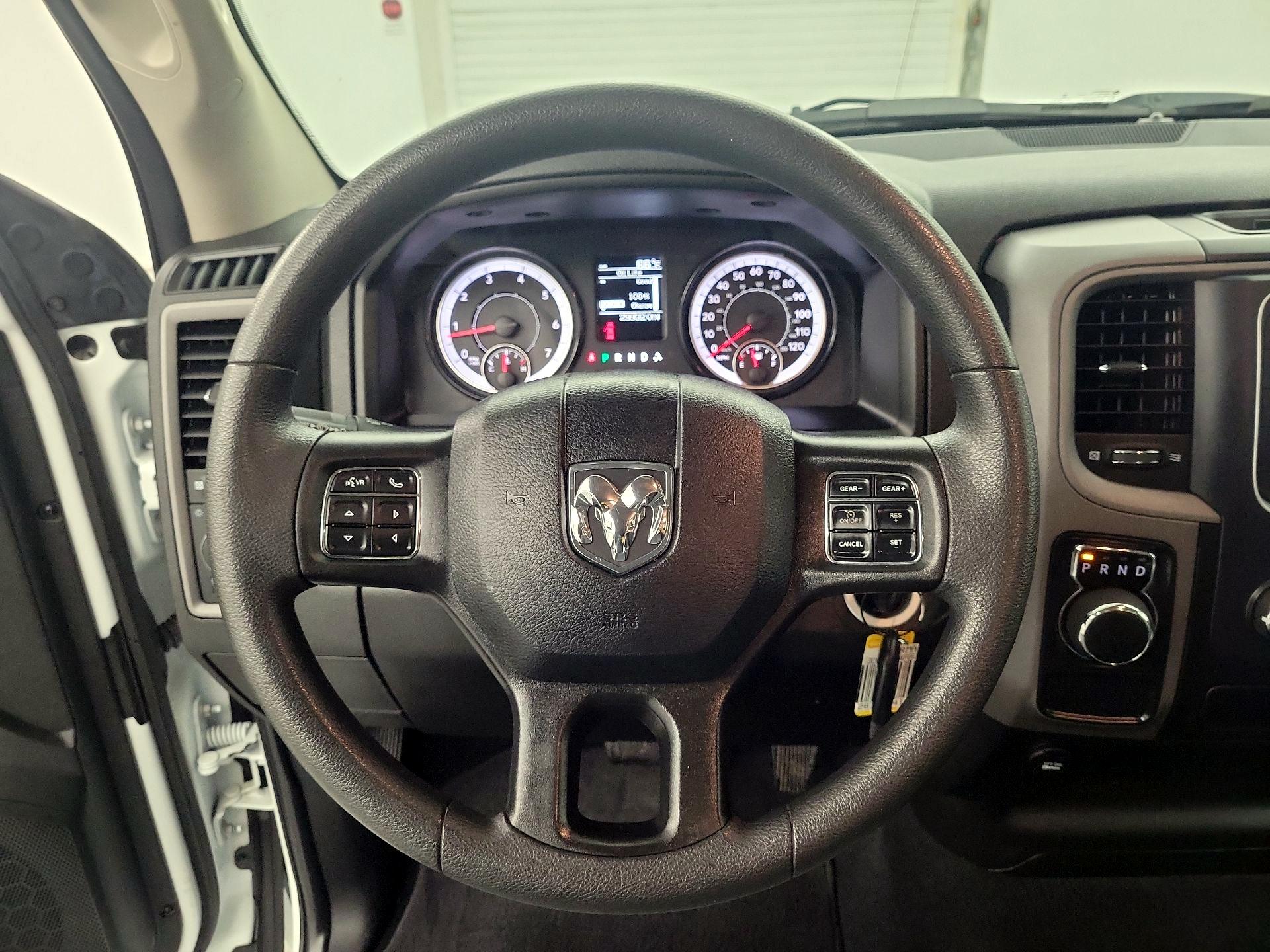 Thumbnail: 2023 RAM 1500 Classic - 10