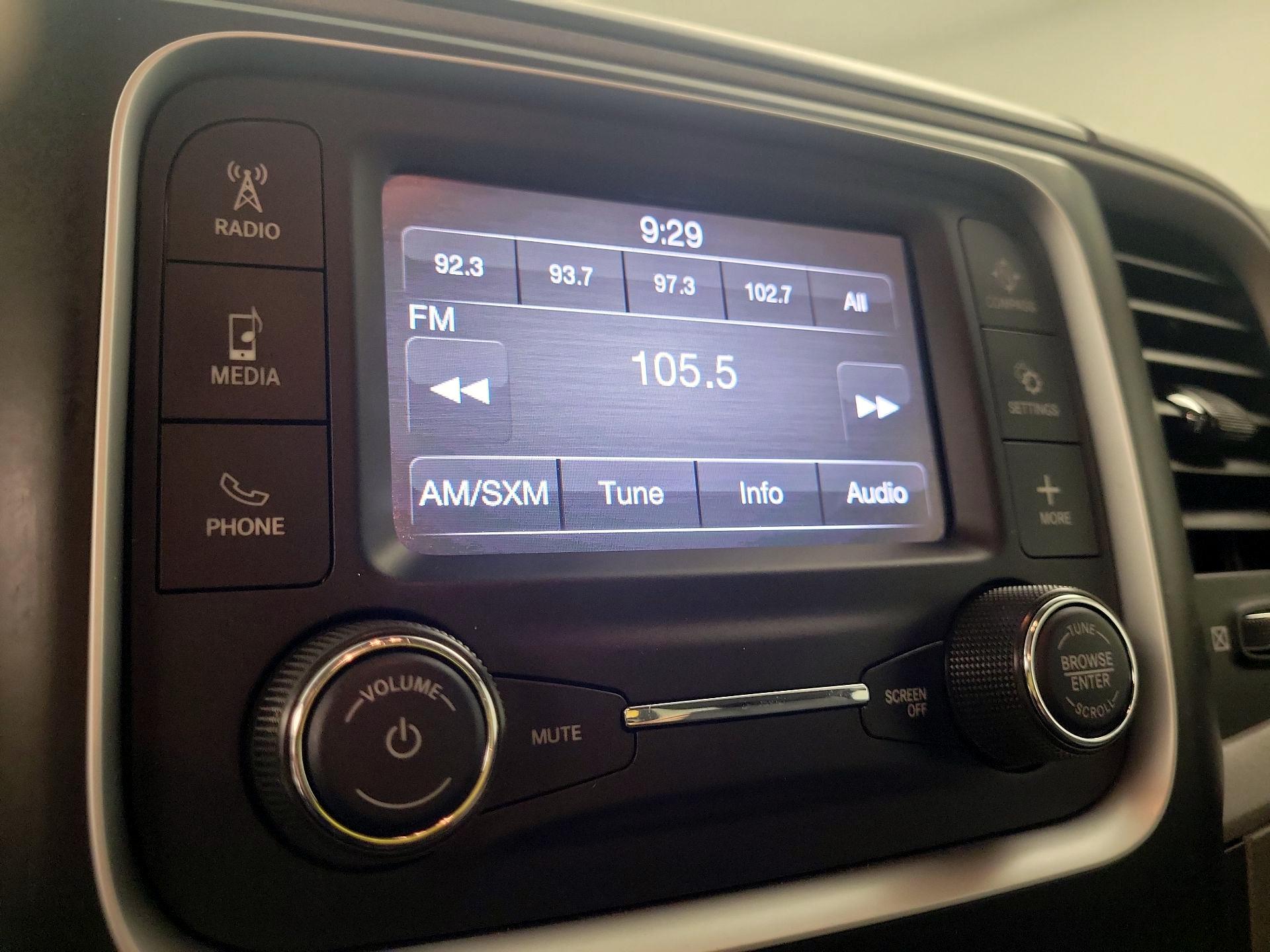 Thumbnail: 2023 RAM 1500 Classic - 15