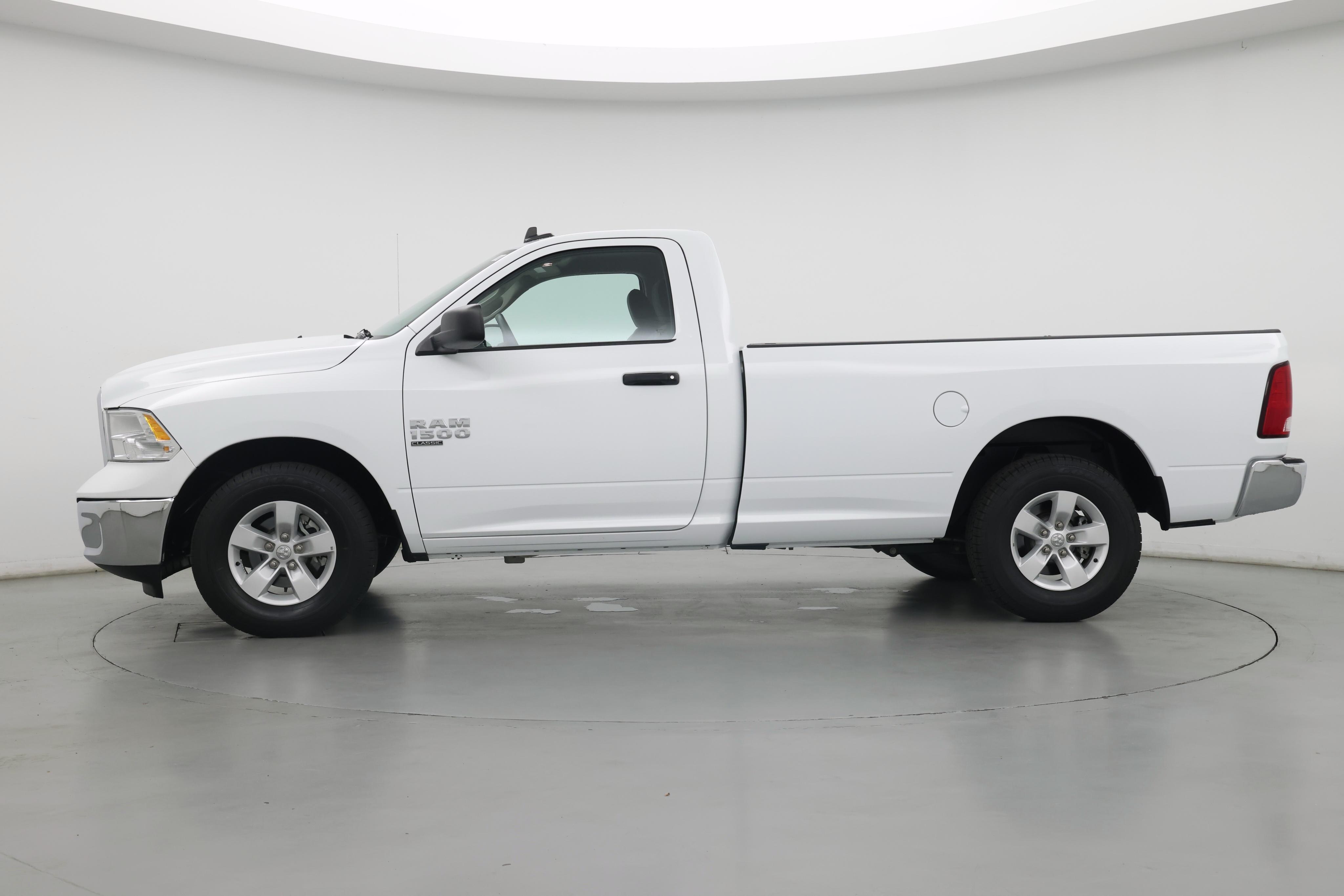 Thumbnail: 2023 RAM 1500 Classic - 3