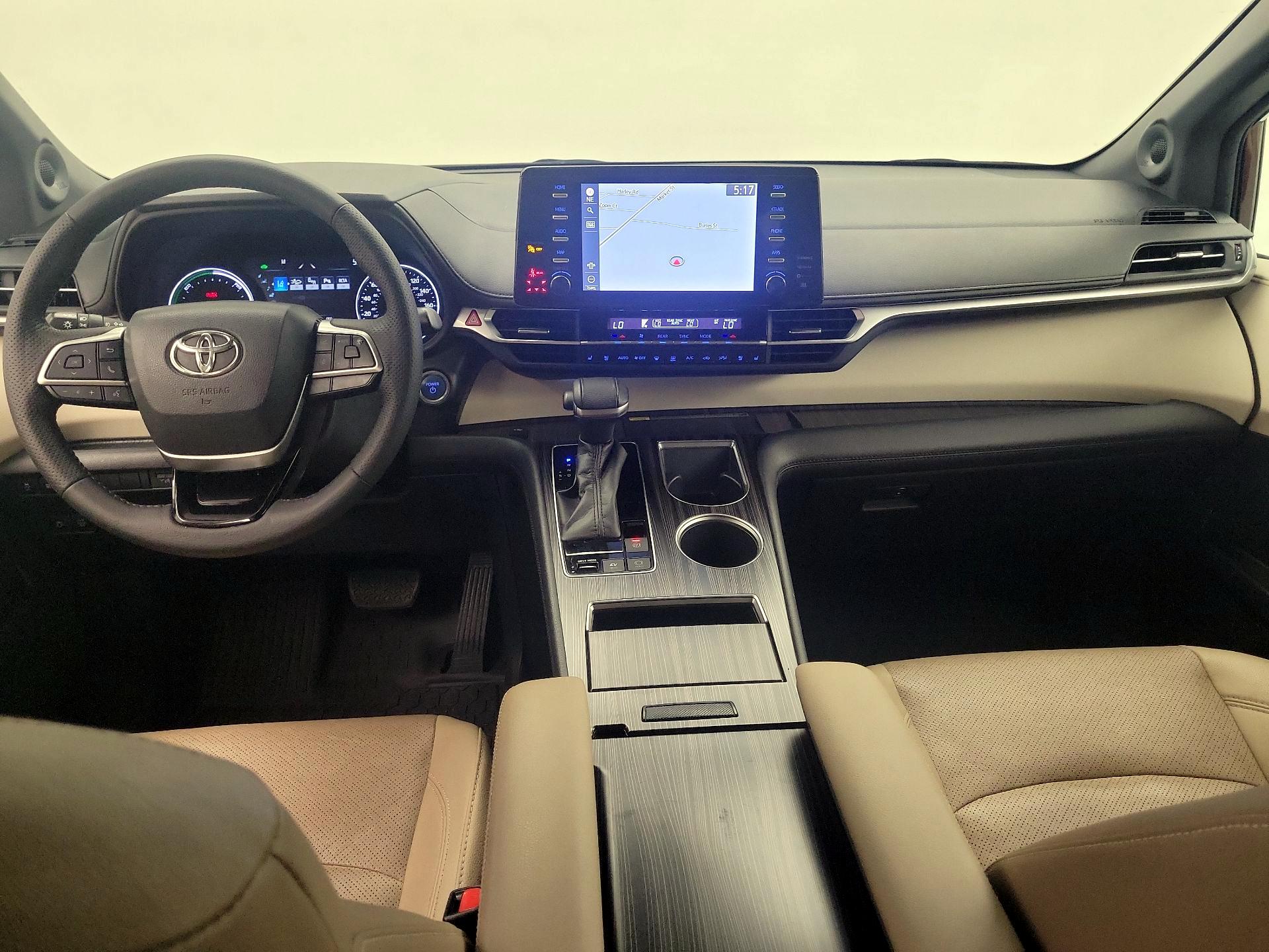 Thumbnail: 2022 Toyota Sienna - 9