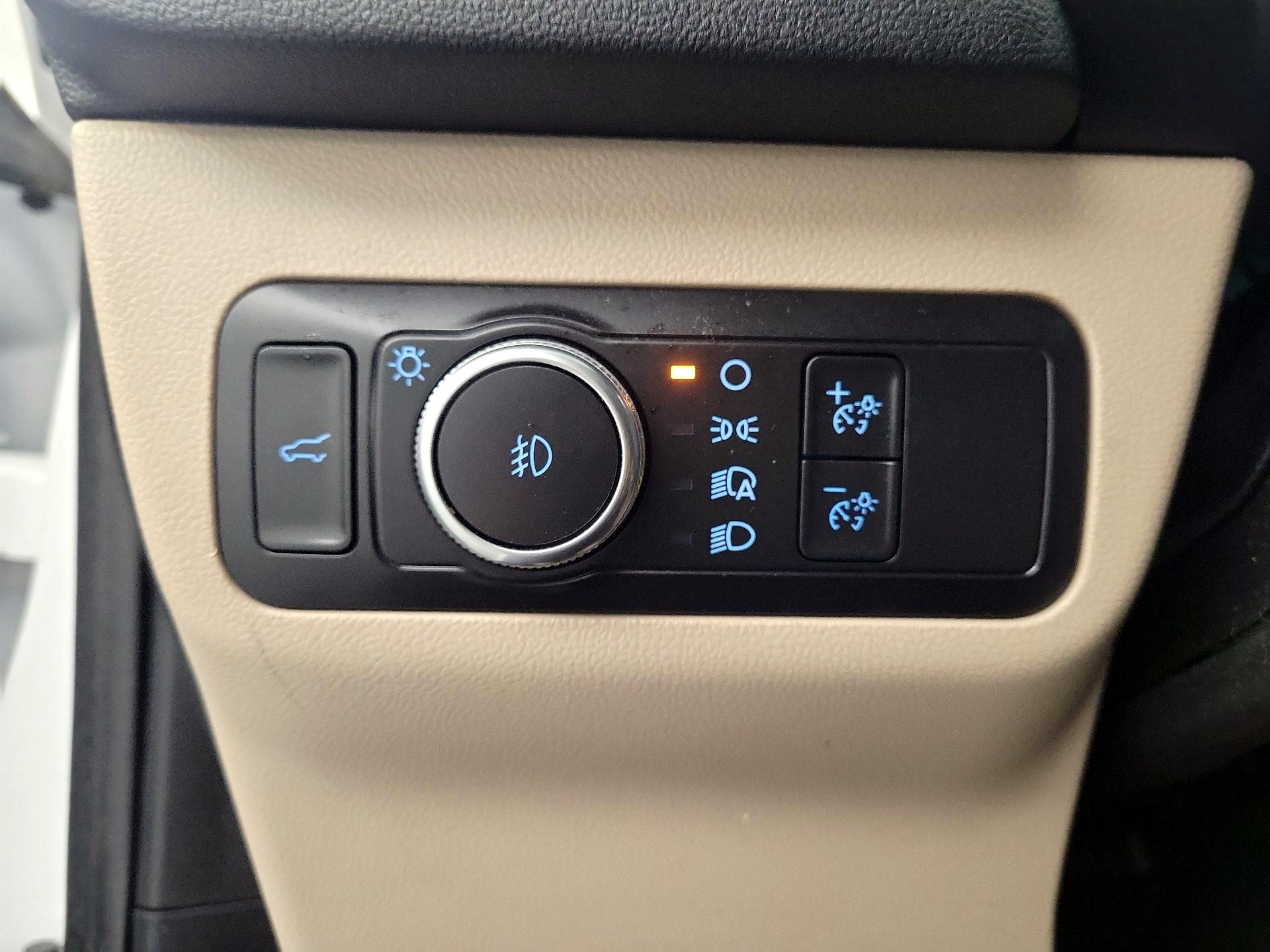 Thumbnail: 2022 Ford Escape - 13