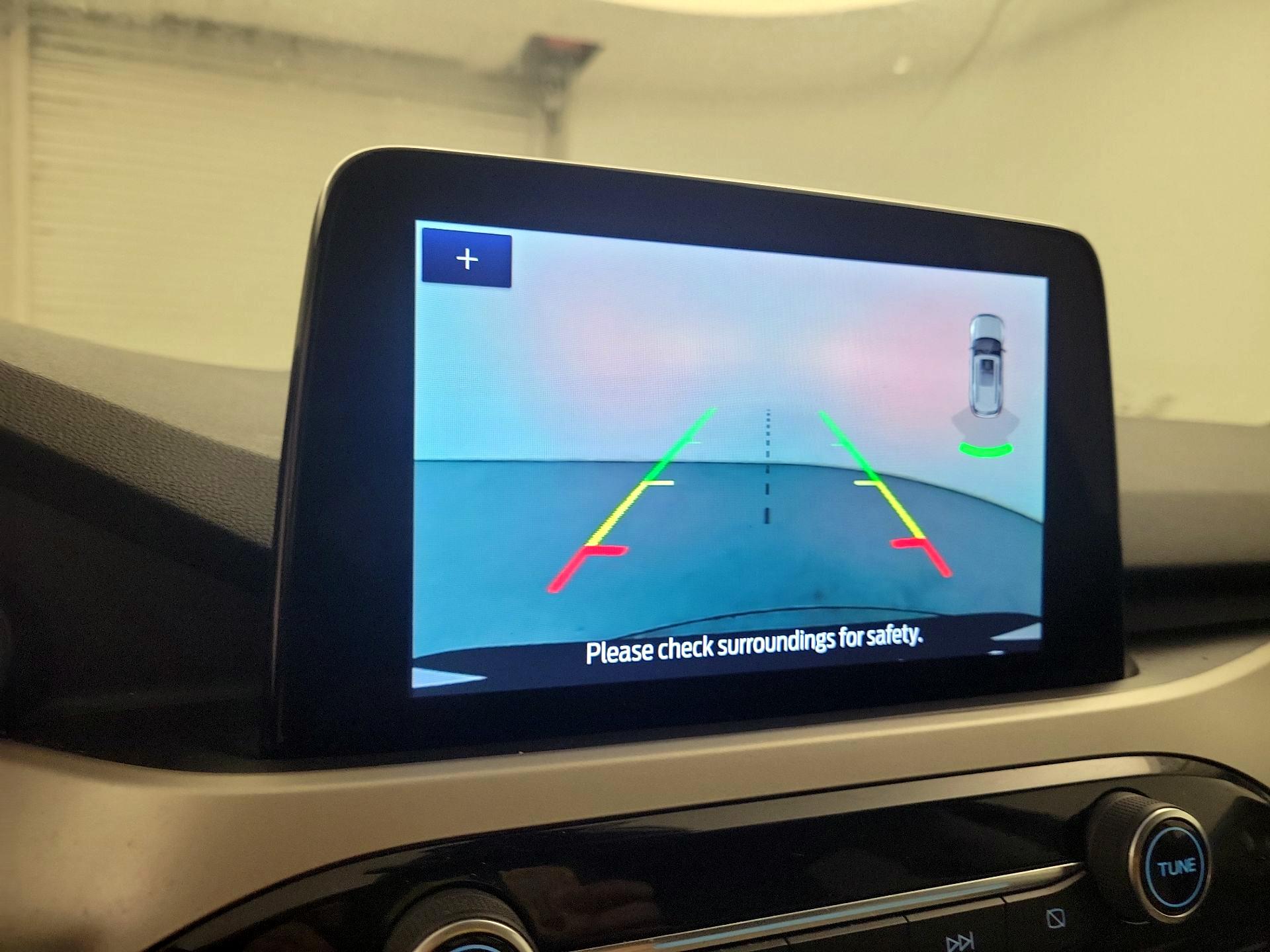 Thumbnail: 2022 Ford Escape - 15