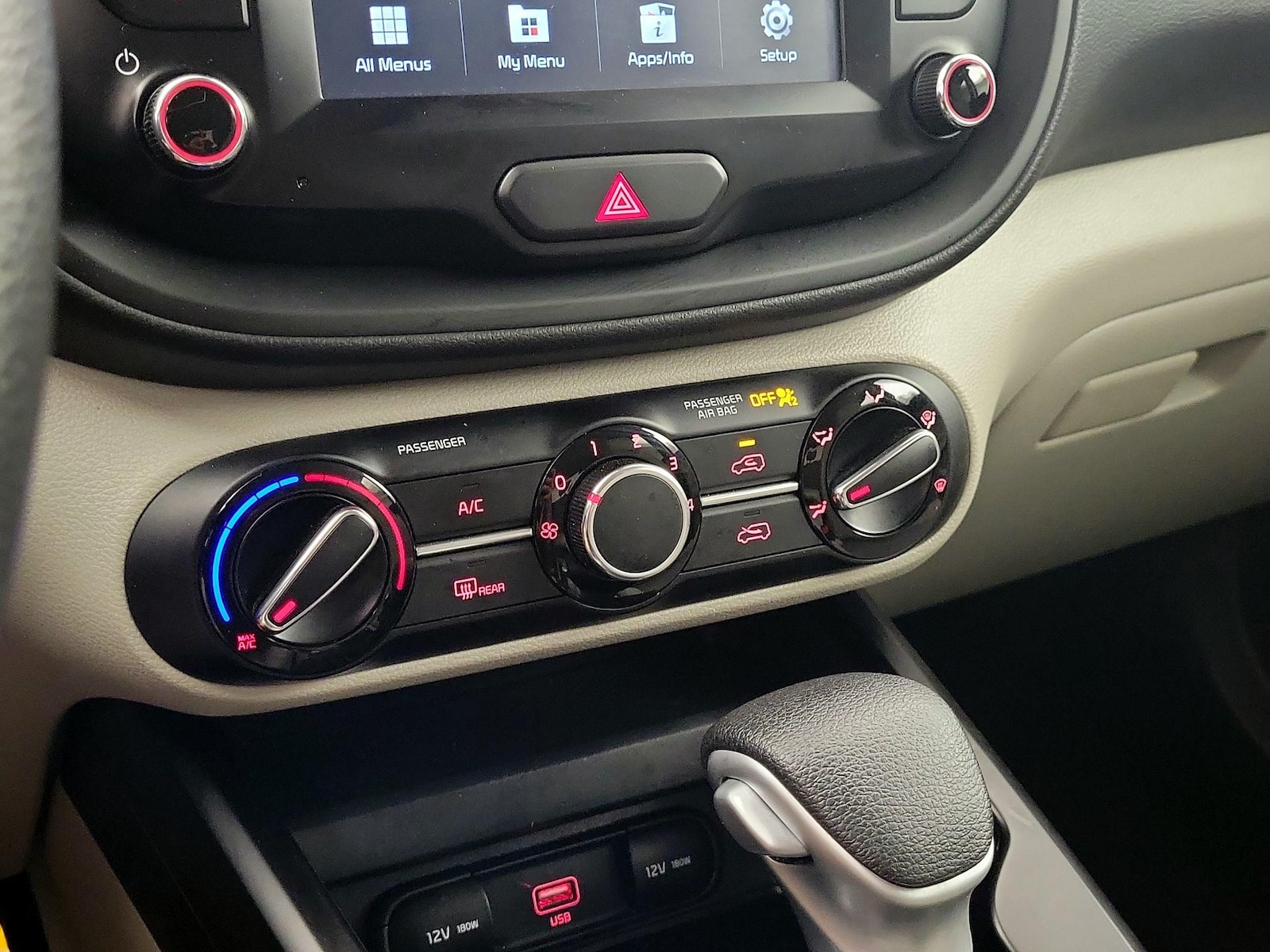 2021 Kia Soul S - Photo 17